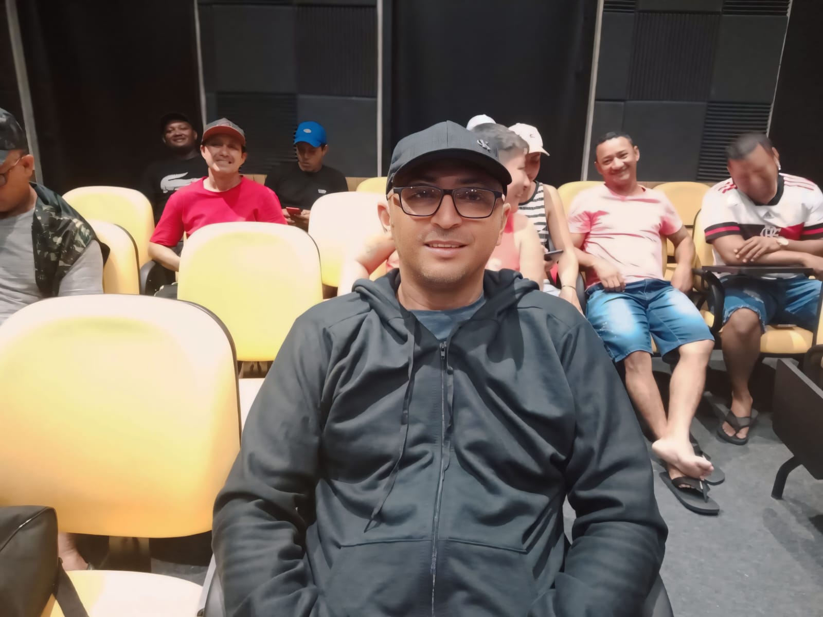 Escola de Artes apresenta sessão de cinema para operários do Palacete Pinho