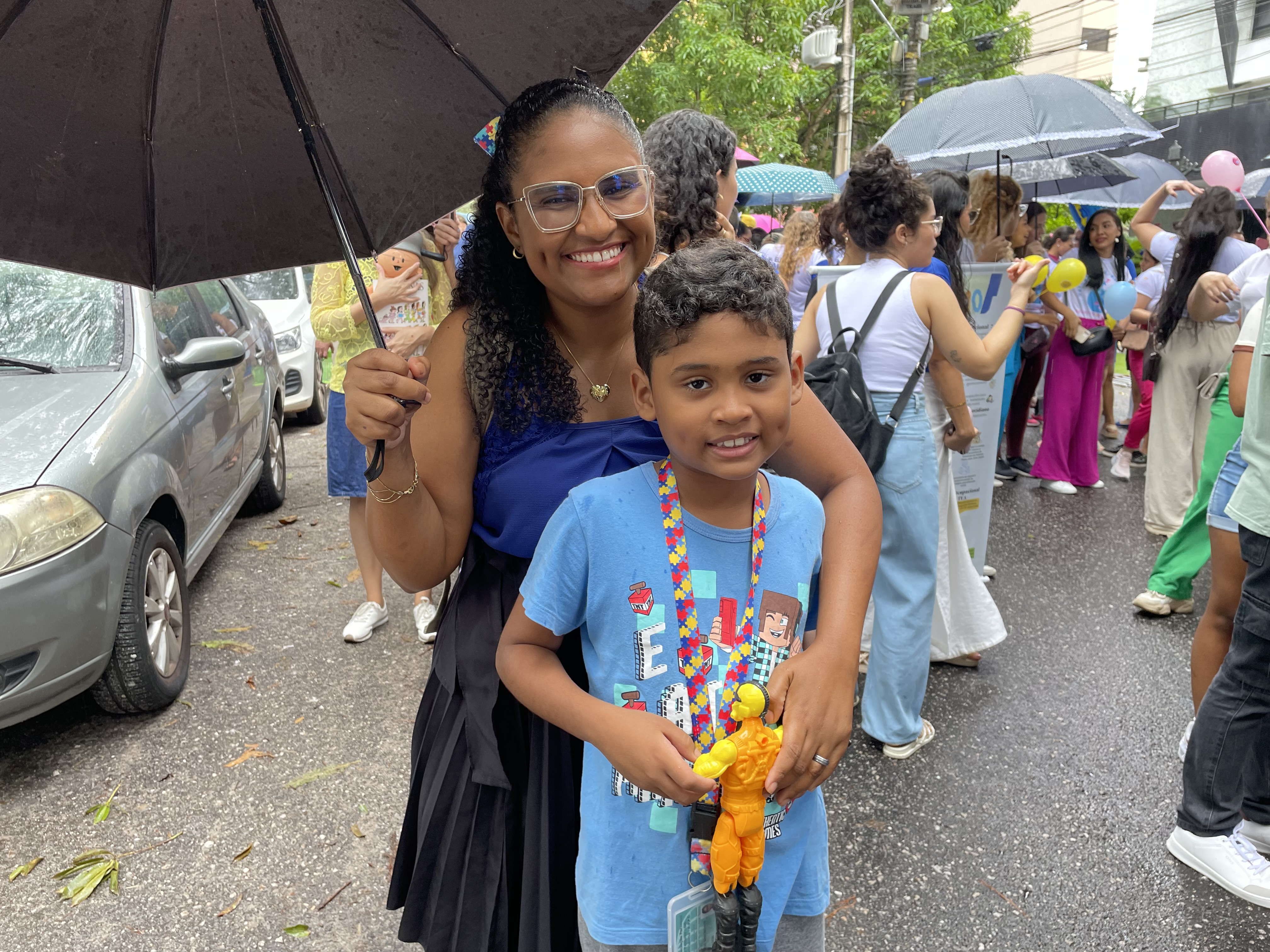 Prefeitura participa da caminhada sobre o autismo e reafirma o compromisso com a inclusão em Belém