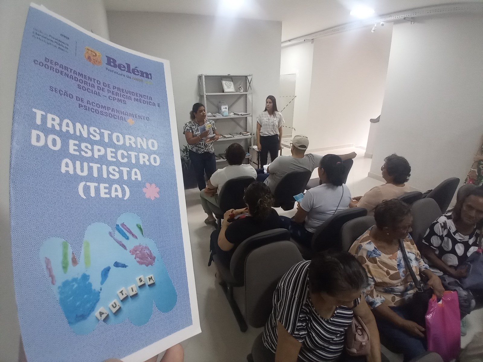 Projeto Sala de Espera orienta segurados da previdência municipal sobre o autismo