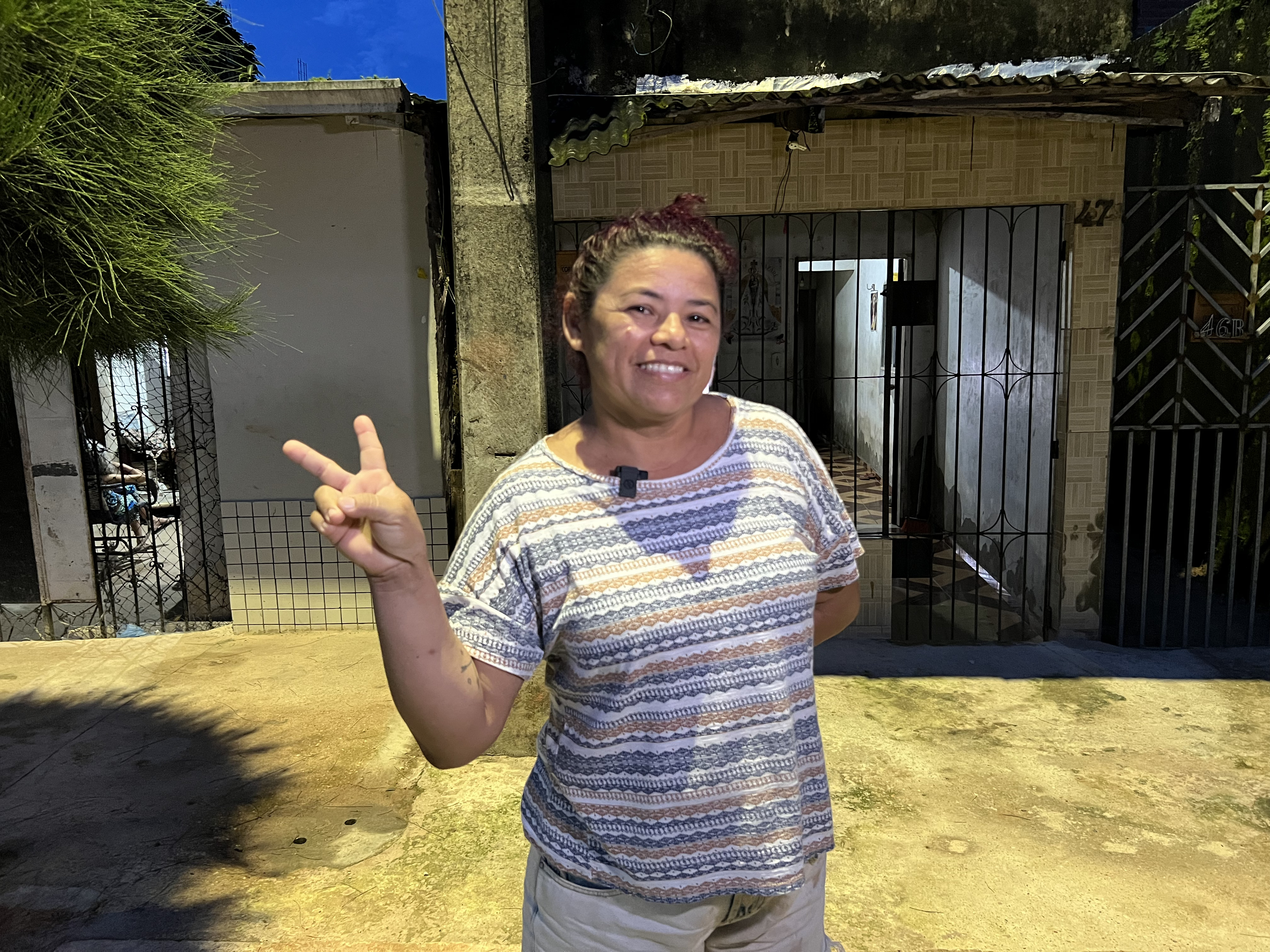 Ruas do bairro da Pratinha estão com iluminação pública totalmente modernizada