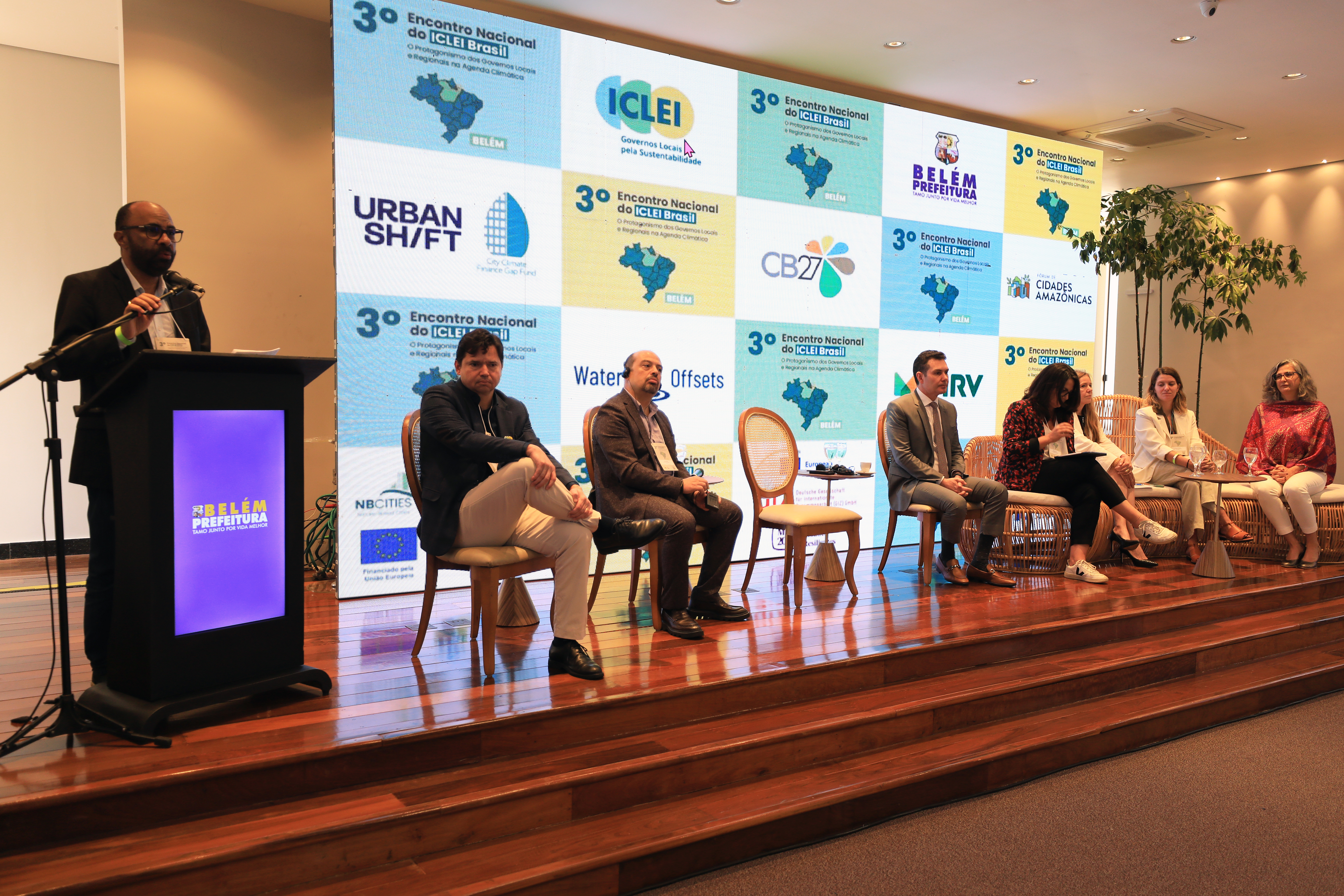 Governos e sociedade civil buscam caminhos concretos em encontro nacional para minimizar eventos climáticos