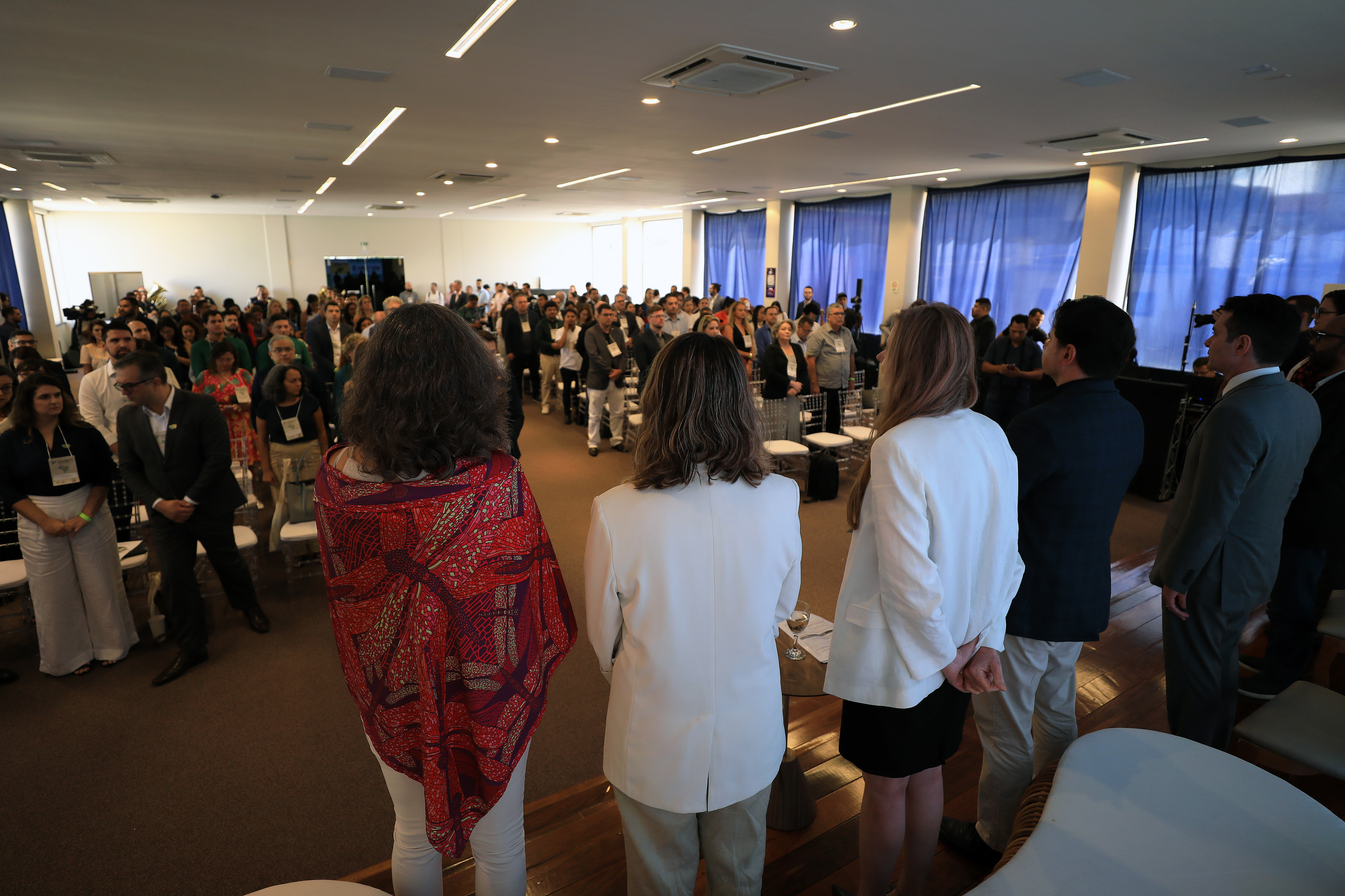 Governos e sociedade civil buscam caminhos concretos em encontro nacional para minimizar eventos climáticos