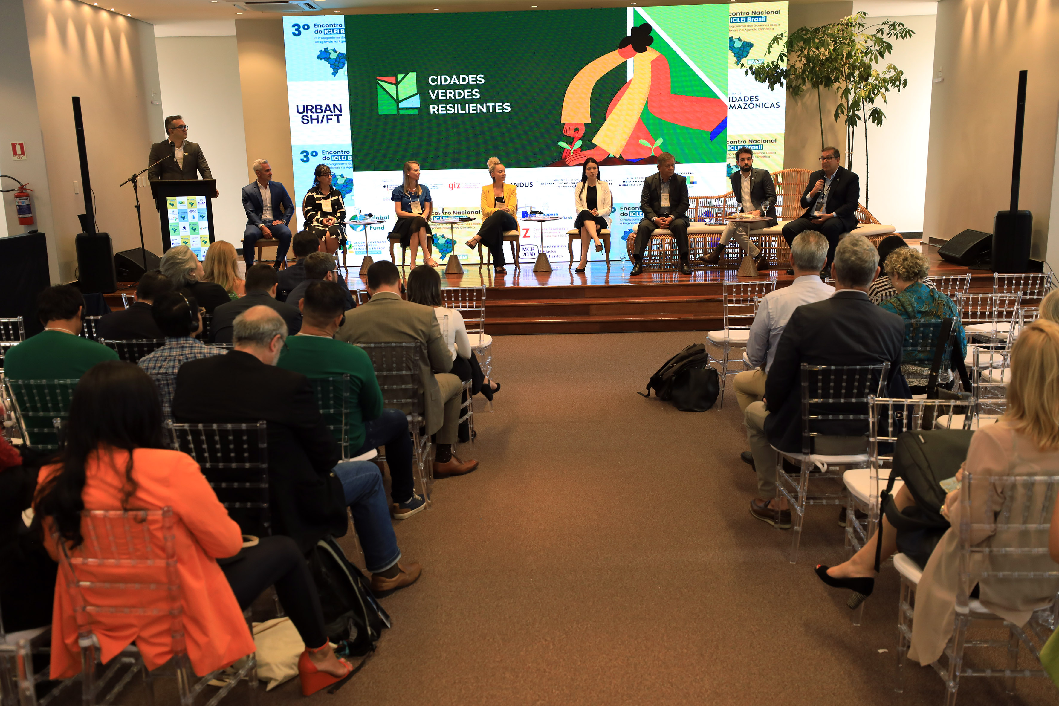 Primeiro dia do 3º Encontro Nacional do ICLEI debate as cidades amazônicas, em Belém