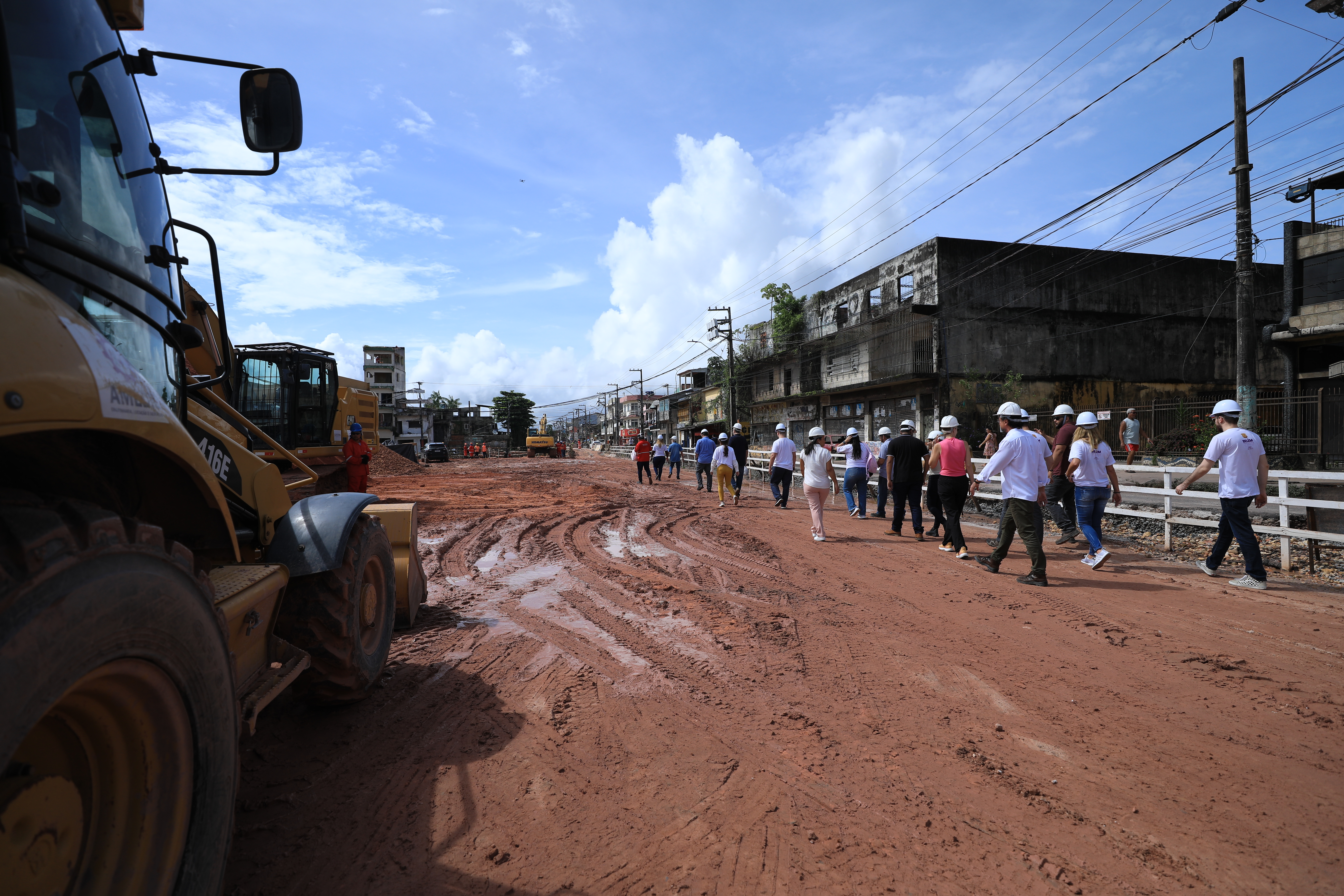 Prefeitos de cidades da América Latina visitam obras executadas em Belém para a COP-30