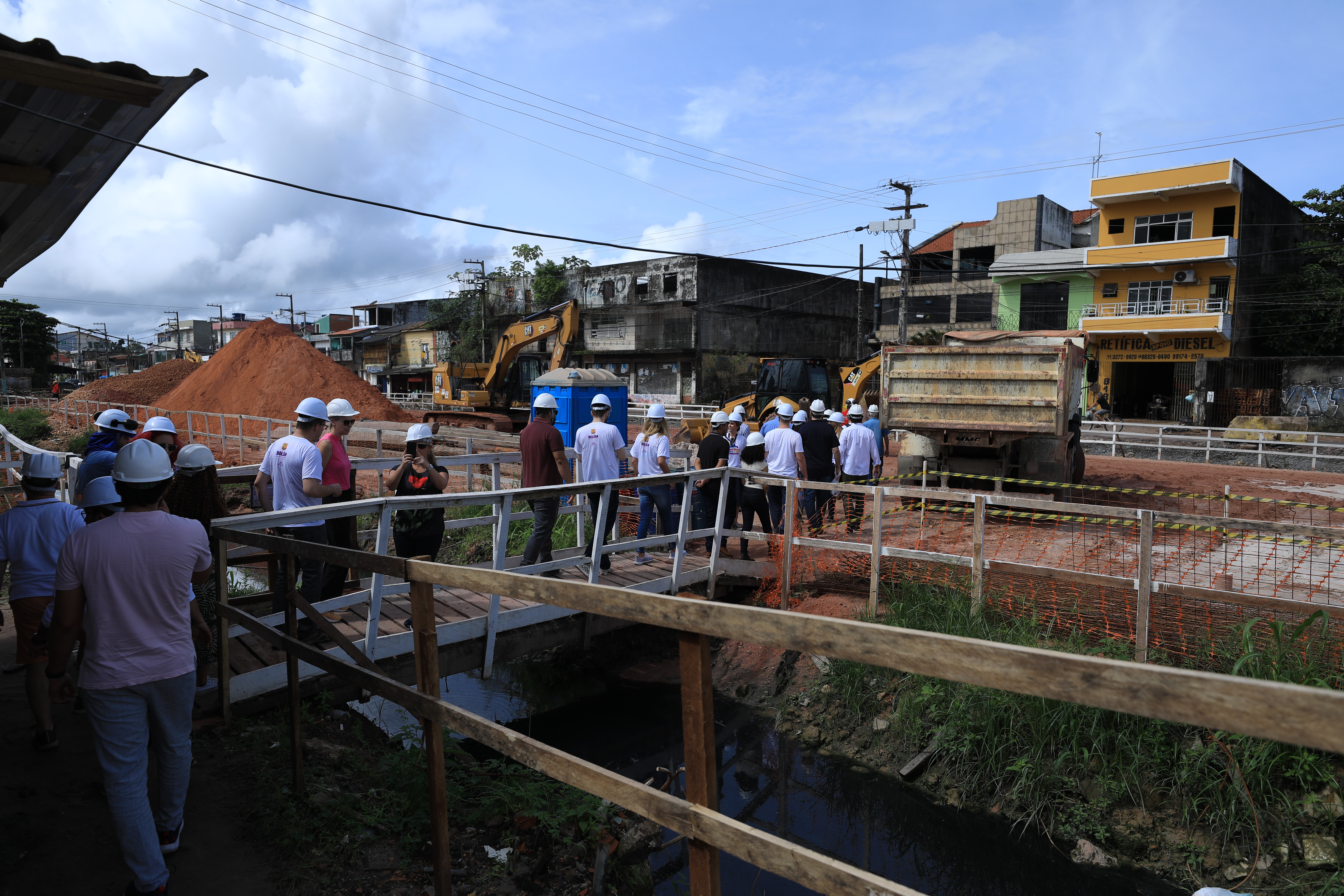 Prefeitos de cidades da América Latina visitam obras executadas em Belém para a COP-30