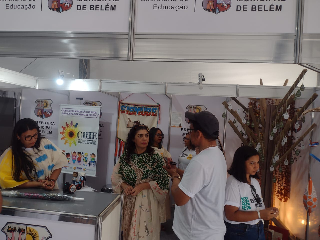 Sistema Municipal de Biblioteca Escolares leva magia dos livros de histórias à 76º Reunião Anual da SBPC