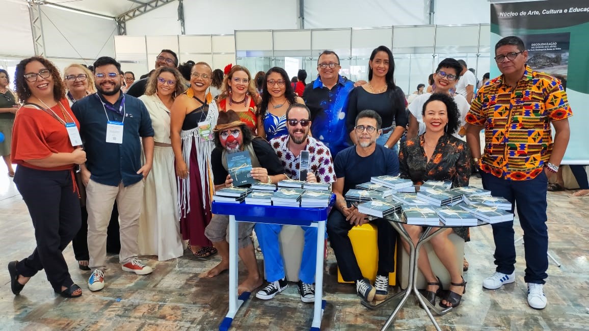 Livro Decolonização do Ensino das Artes é lançado na SBPC