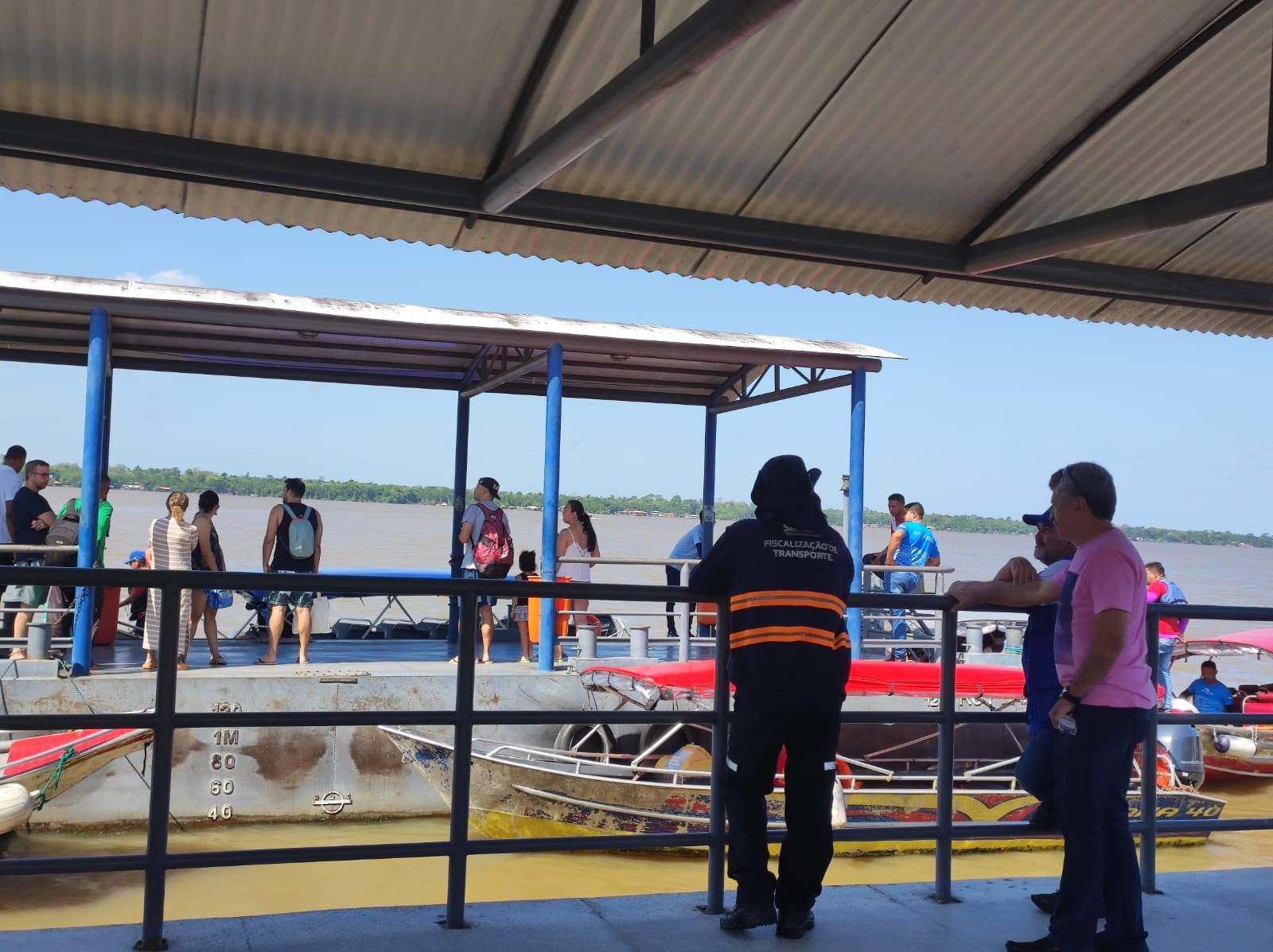 Terceiro domingo de julho registra grande movimentação  na saída para as ilhas,  pelos terminais hidroviários