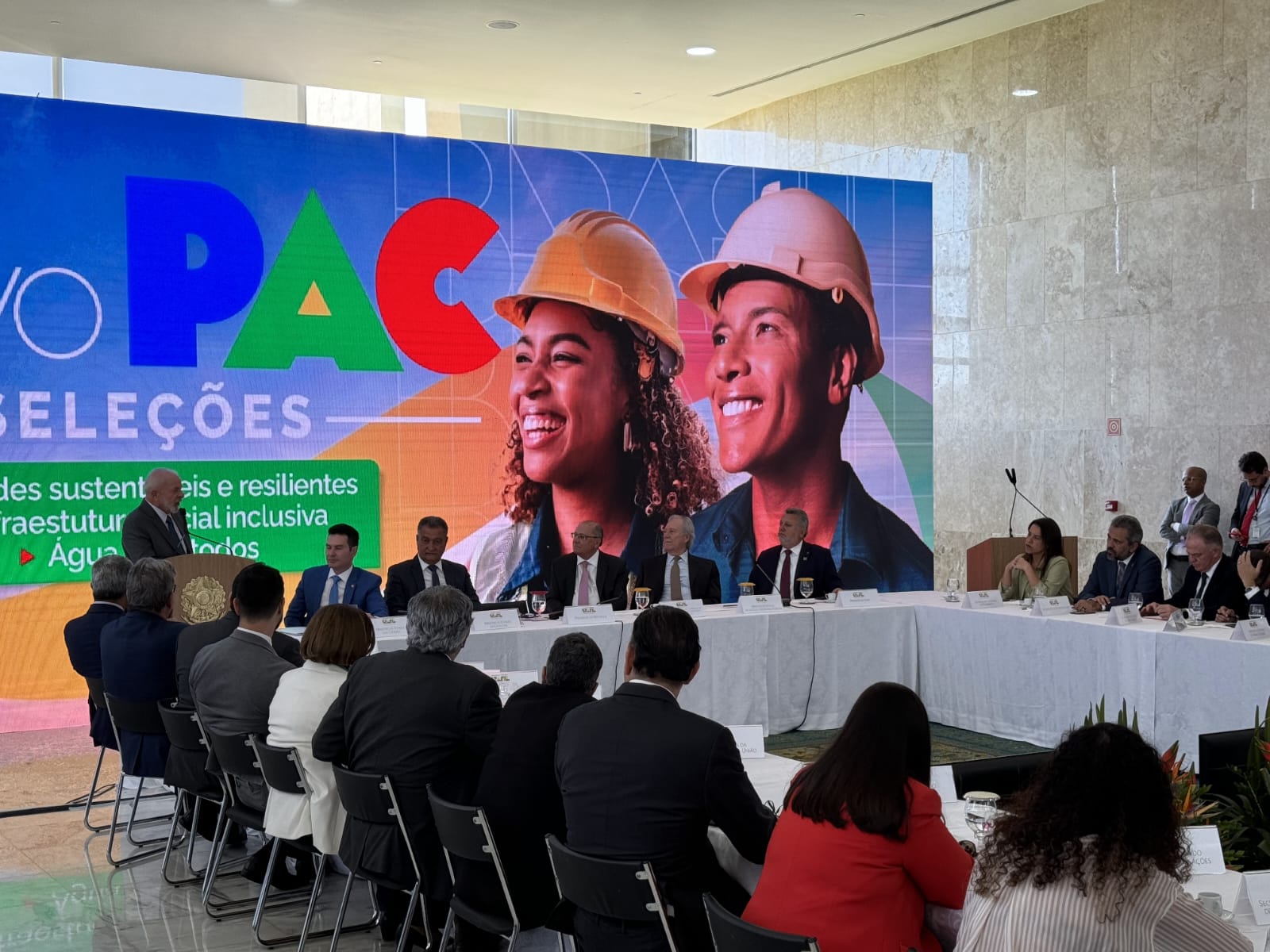 Presidente Lula anuncia a inclusão de Belém no Novo PAC