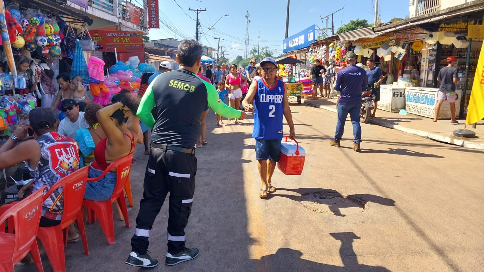 Educação para o trânsito leva aos veranistas orientações sobre segurança viária em Mosqueiro e Outeiro
