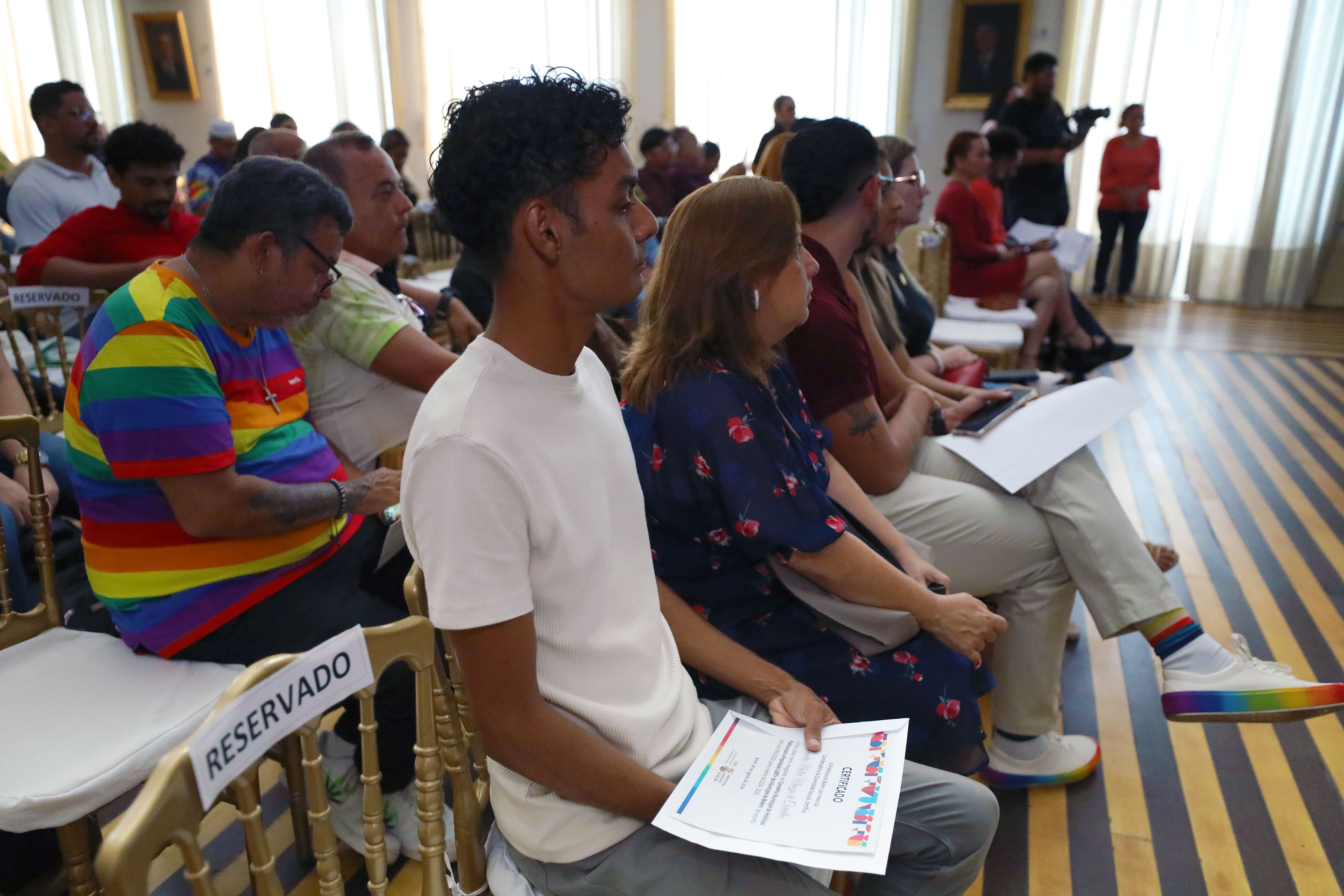 Novos conselheiros do Conselho Municipal LGBTI+ tomam posse em Belém
