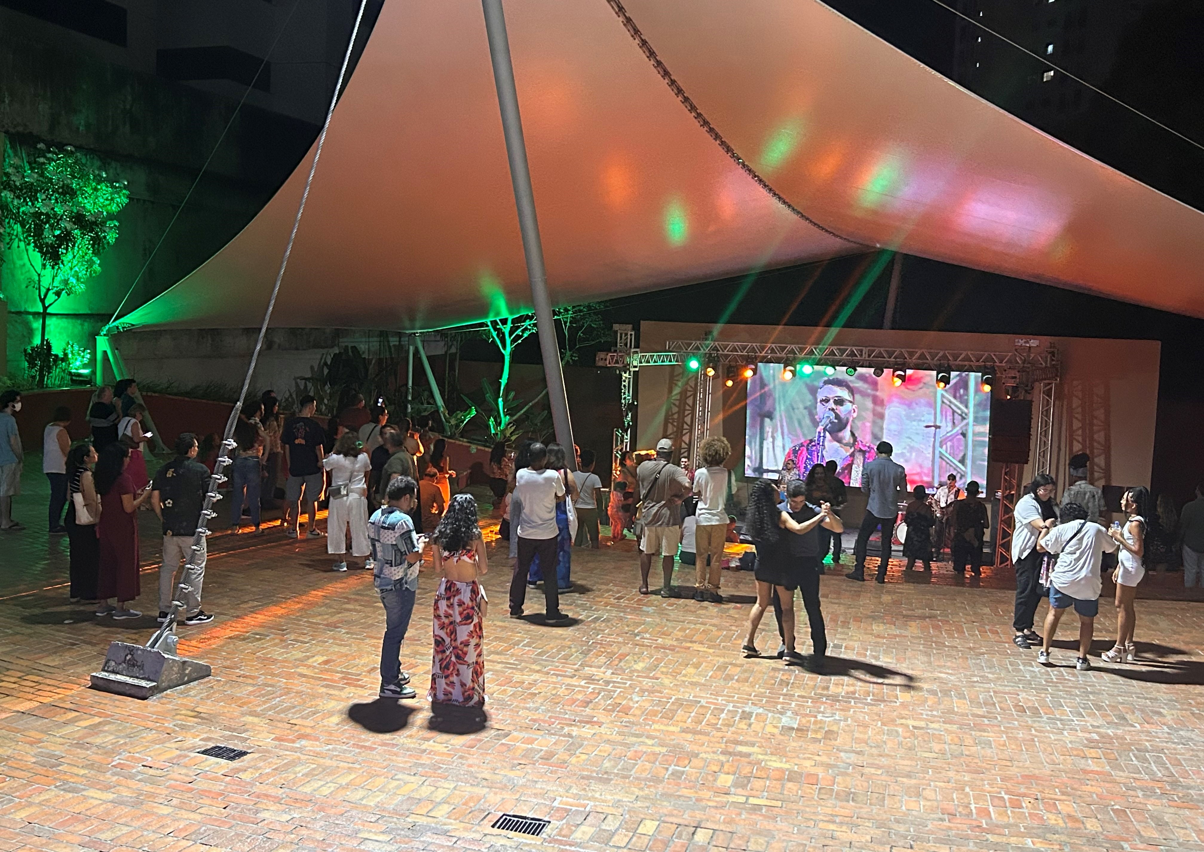 Anfiteatro do Memorial dos Povos está disponível para a realização de eventos neste segundo semestre