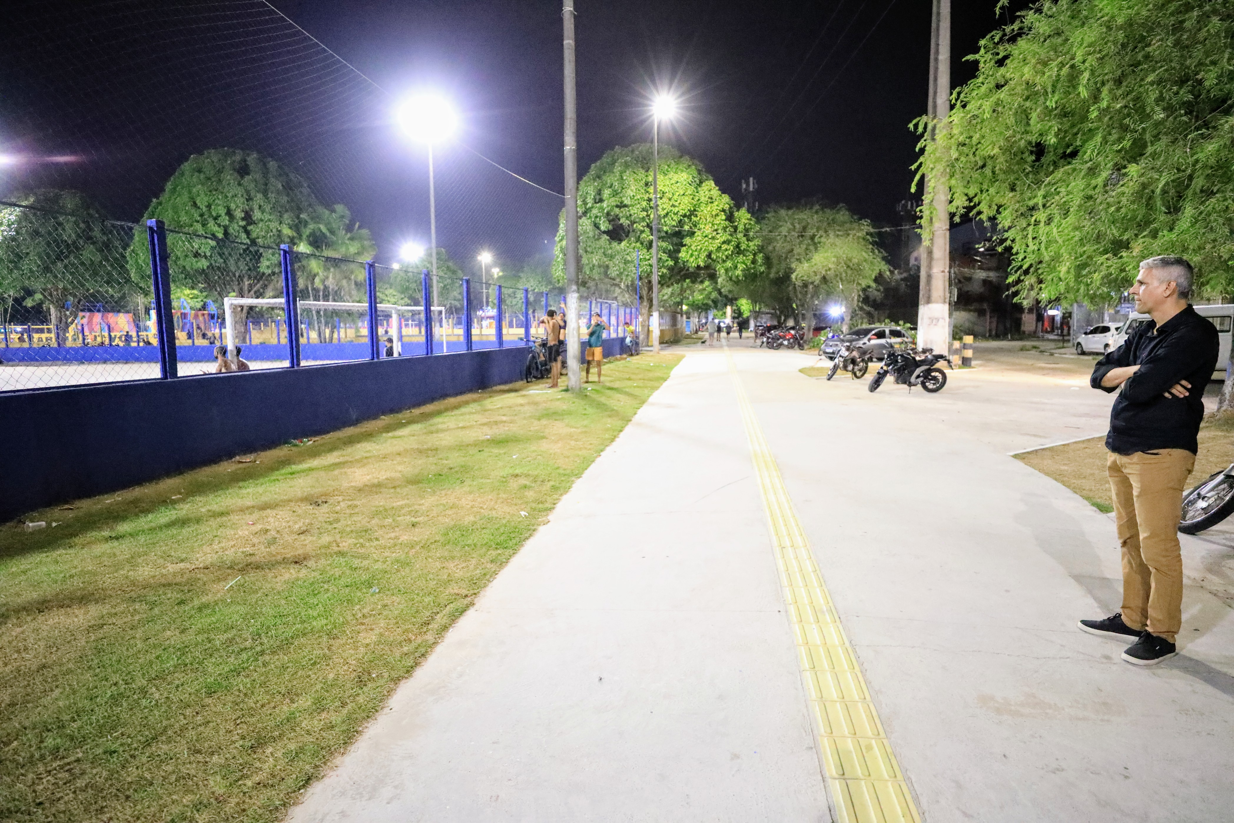 Praça no conjunto Marex recebe pontos de internet grátis da Prefeitura de Belém