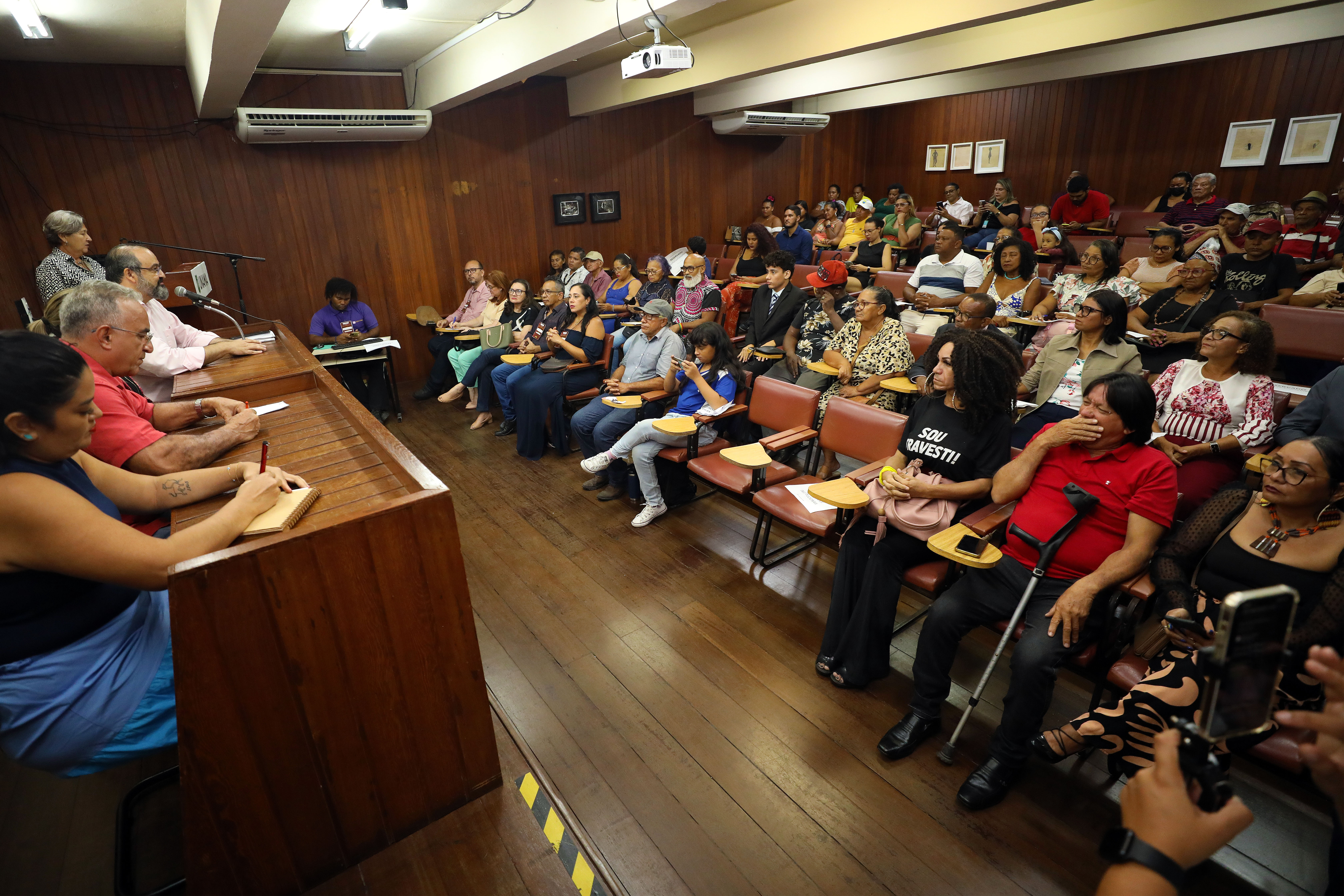 Membros do Conselho de Usuários de Serviços Públicos de Belém tomam posse