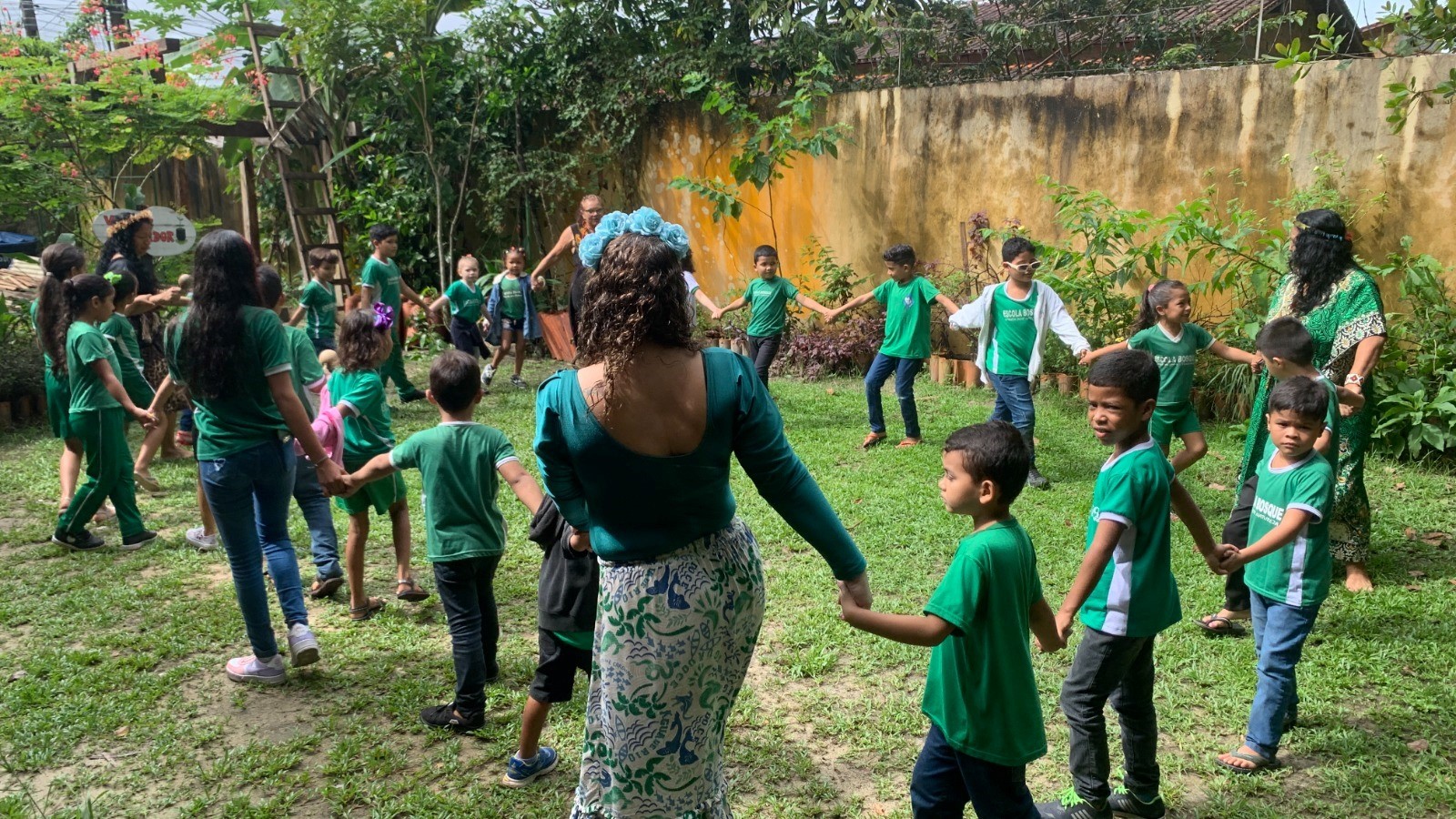 Fundação Escola Bosque divulga datas de rematrícula de estudantes para 2025