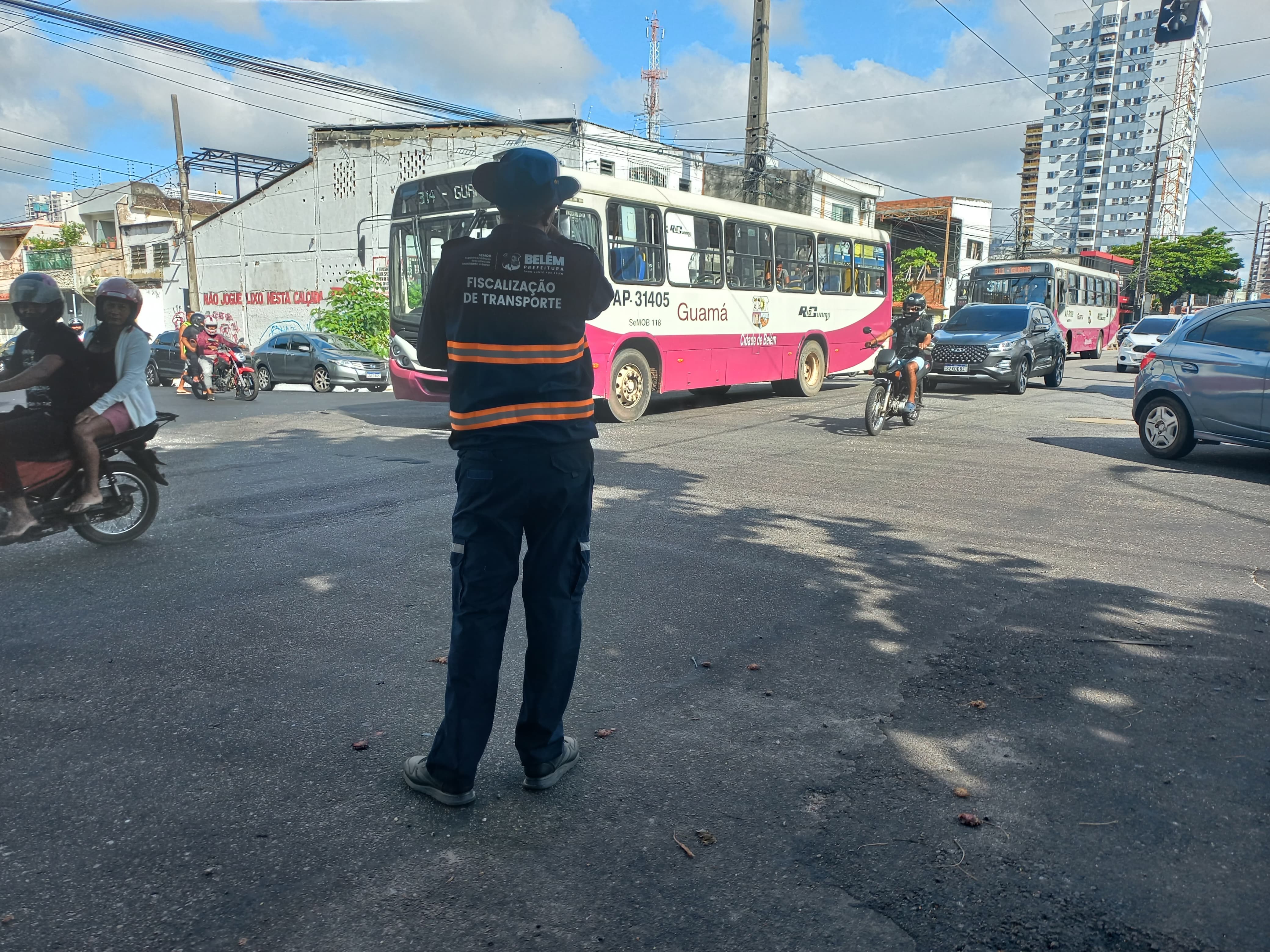 Prefeitura de Belém garanta a segurança viária nas áreas dos cemitérios públicos, no Dia de Finados