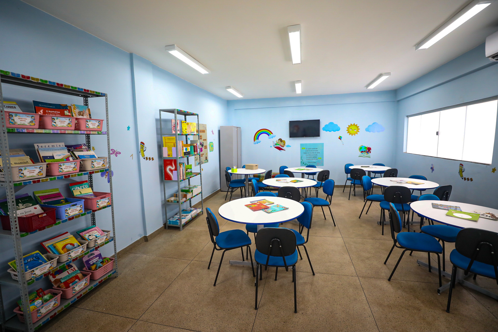 Prefeitura entrega escola no bairro de Águas Lindas e aumenta as vagas para a educação infantil e fundamental