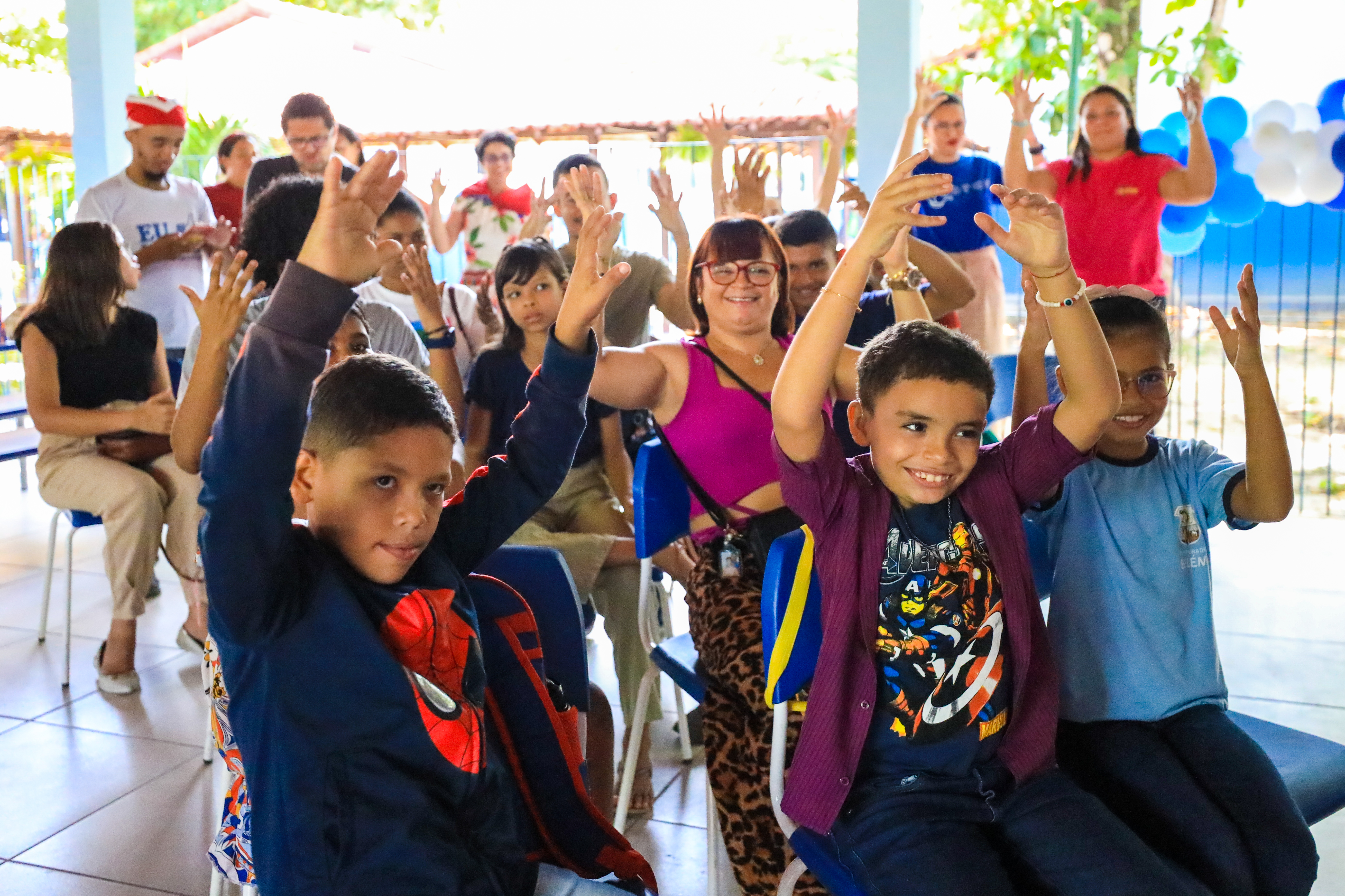 Alunos surdos da rede municipal ganham primeiro Pólo Bilíngue Libras-Português