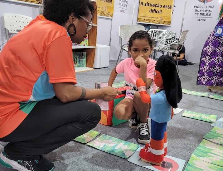 Conselho Municipal de Educação entrega Selo “Zélia Amador de Deus” para 33 escolas