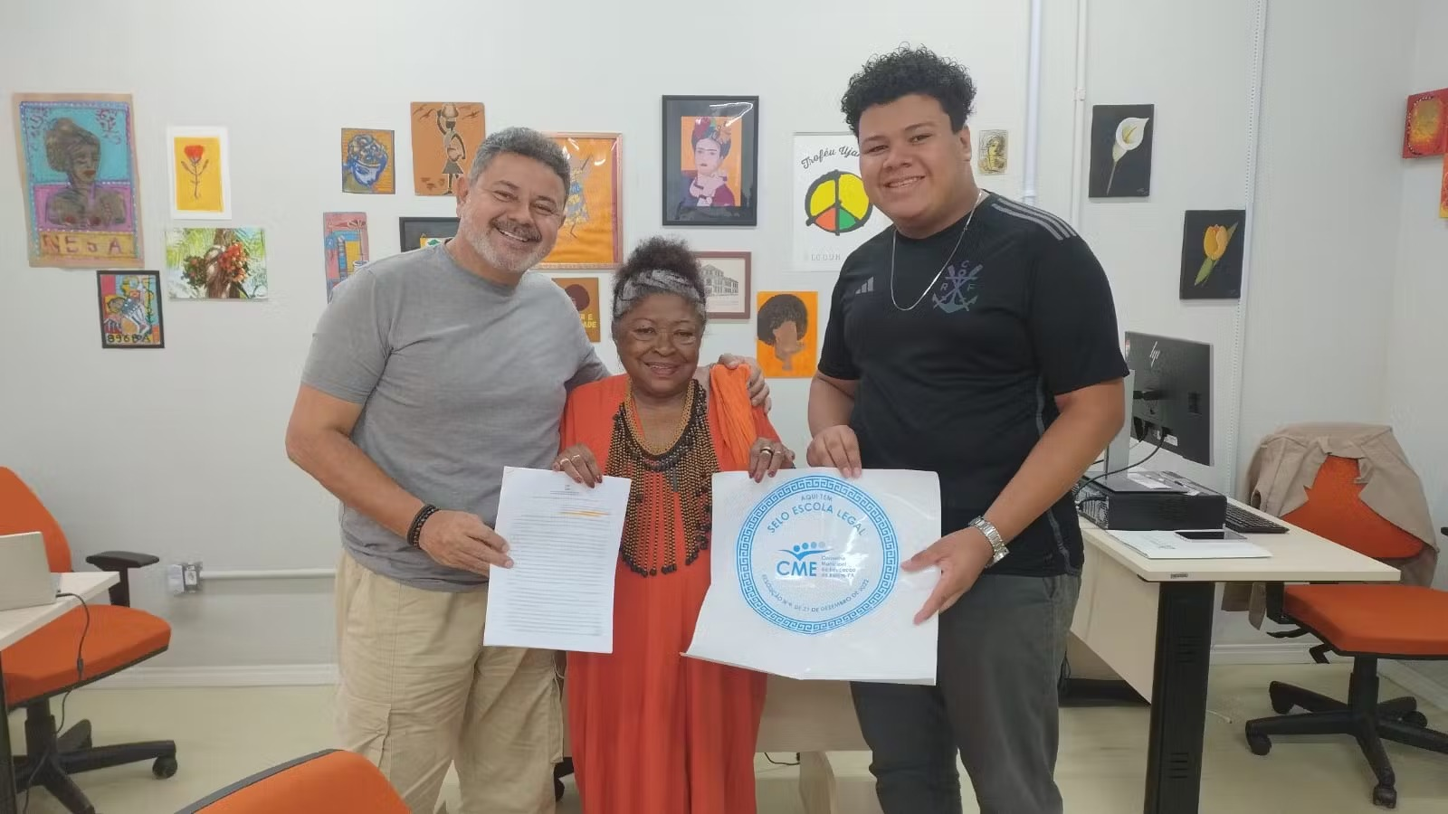 Conselho Municipal de Educação entrega Selo “Zélia Amador de Deus” para 33 escolas