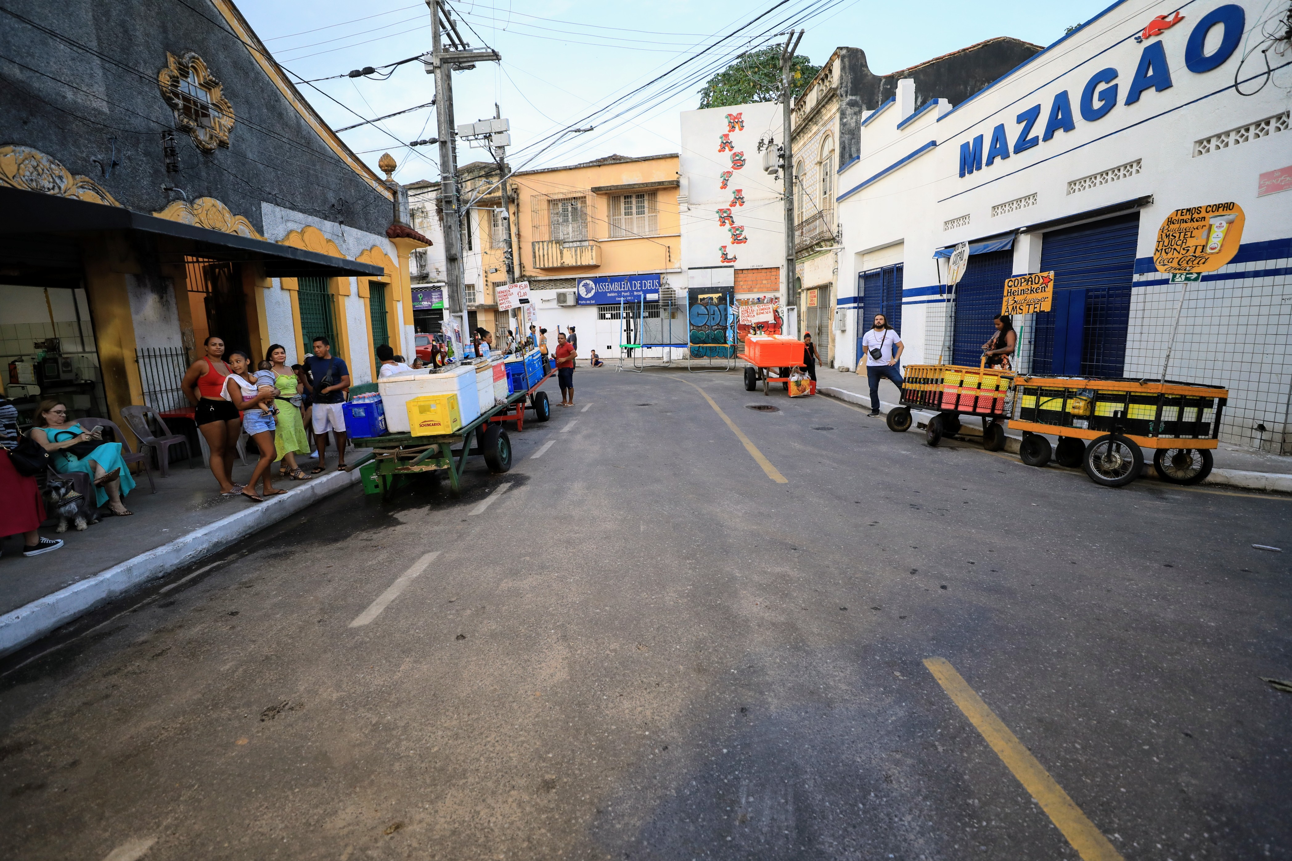 Moradores da Cidade Velha comemoram entrega de ruas revitalizadas no bairro pela Prefeitura de Belém