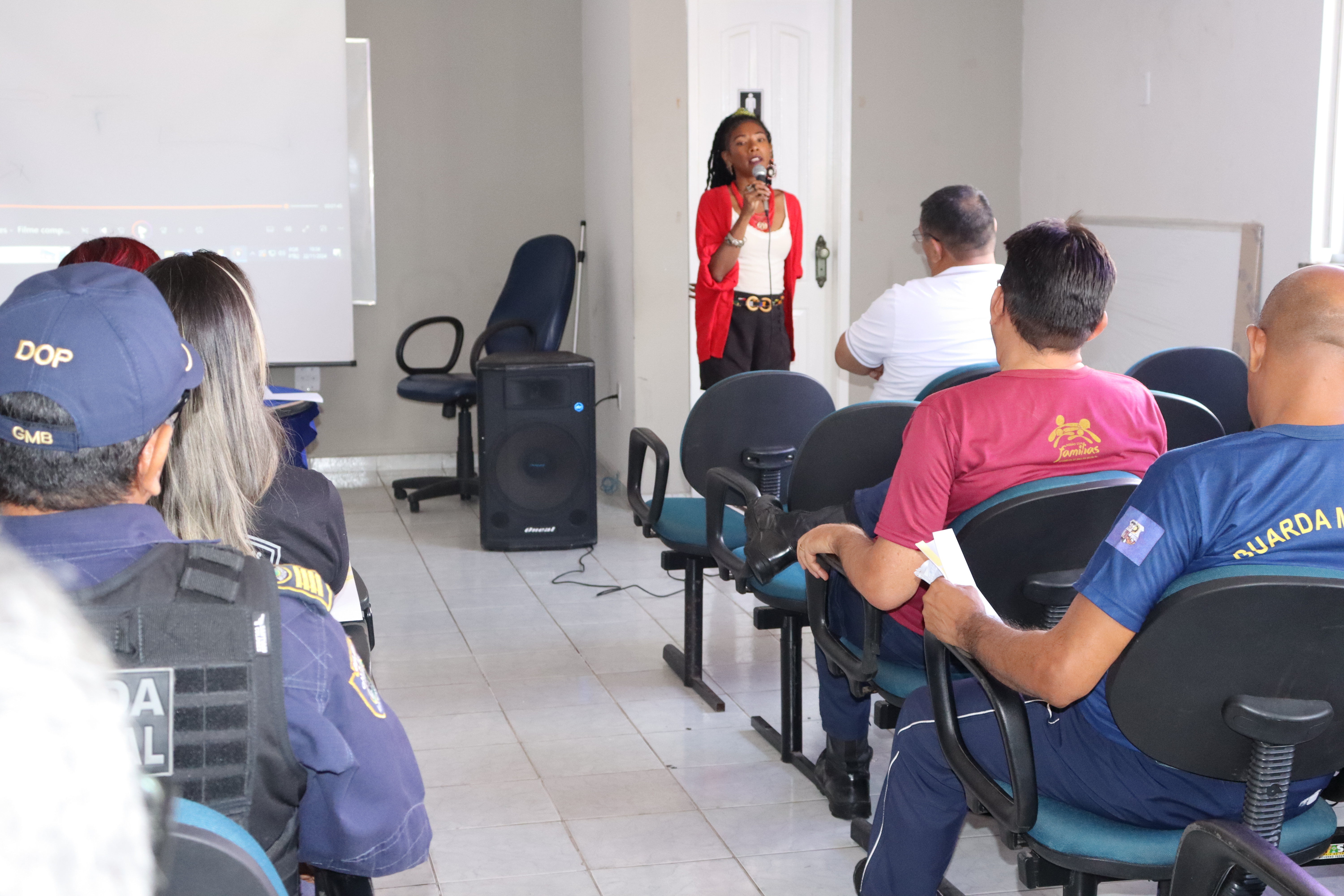 Guardas municipais de Belém debatem sobre racismo para marcar o Dia da Consciência Negra