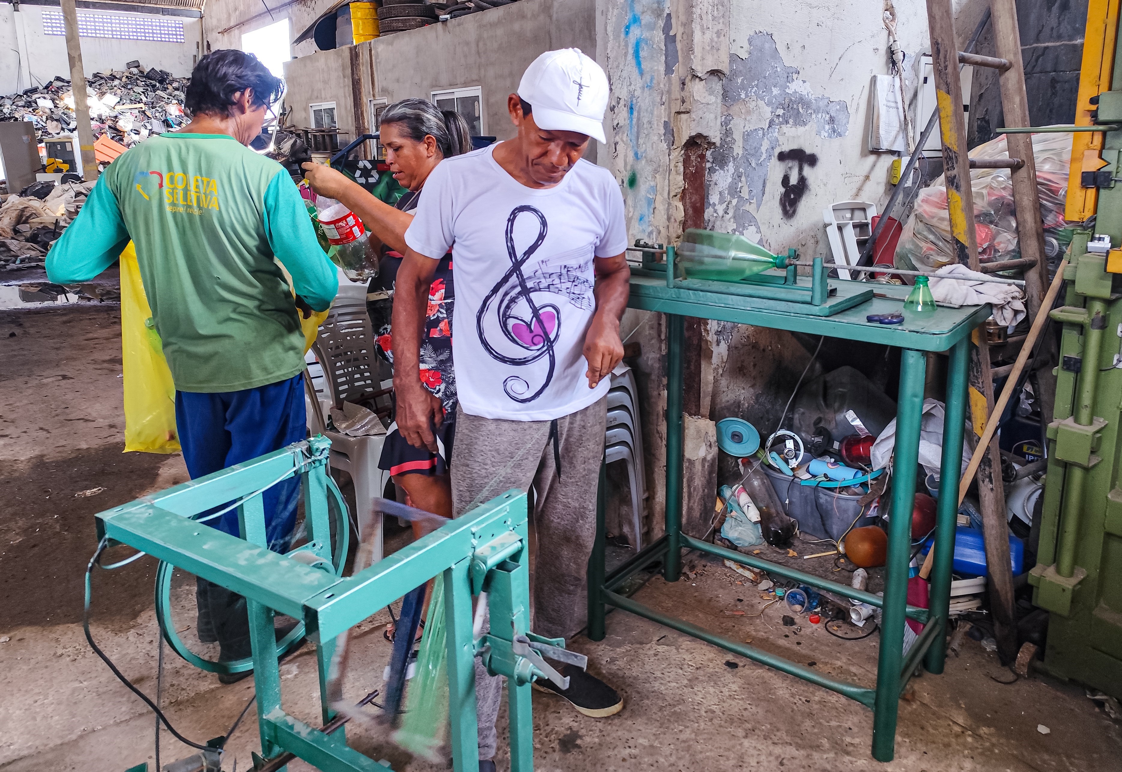 Prefeitura reforma galpões de cooperativas de materiais recicláveis para ampliar e qualificar coleta seletiva