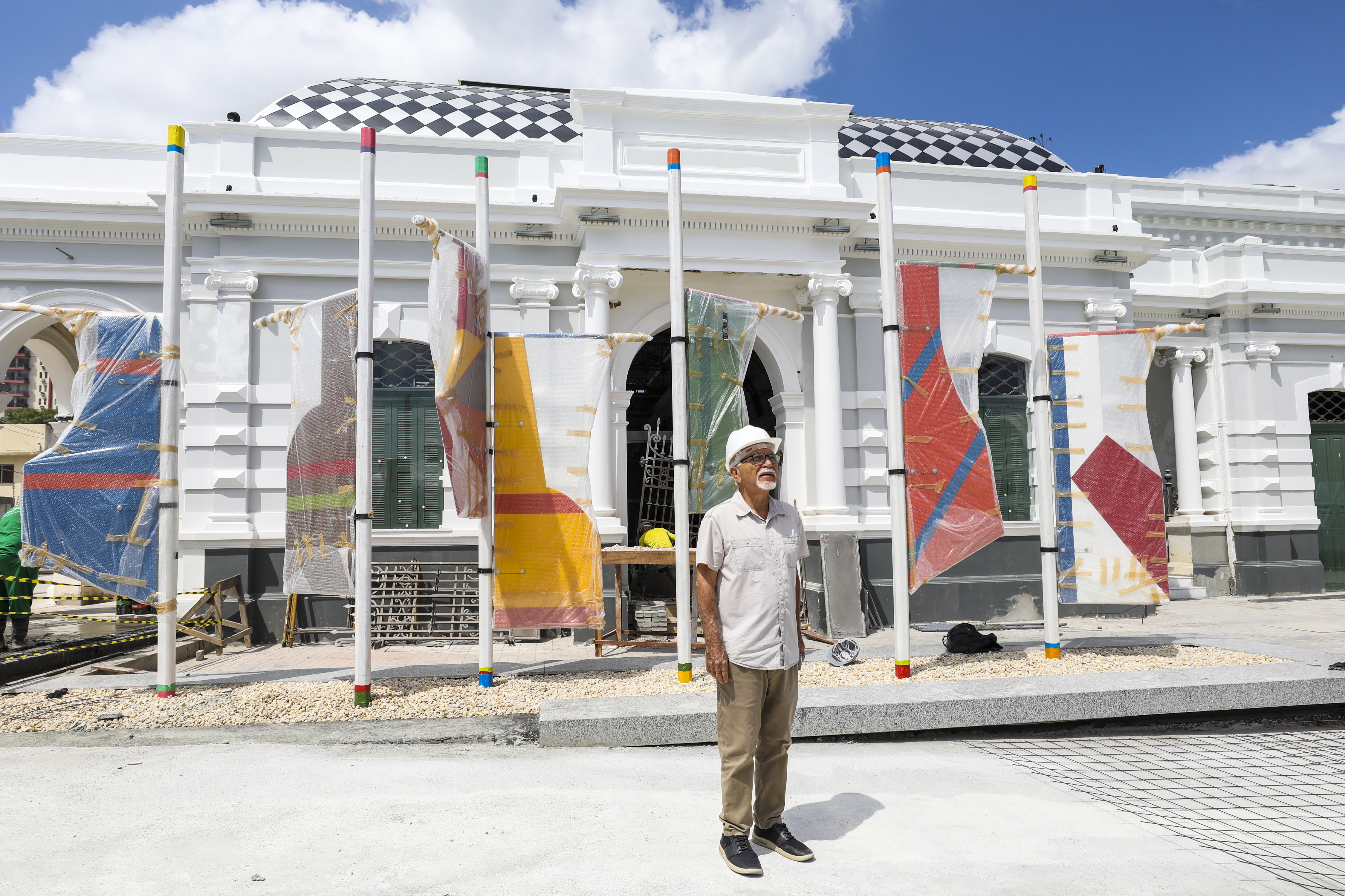 Grandes nomes da fotografia e das artes do Pará assinam exposição permanente no novo Mercado de São Brás