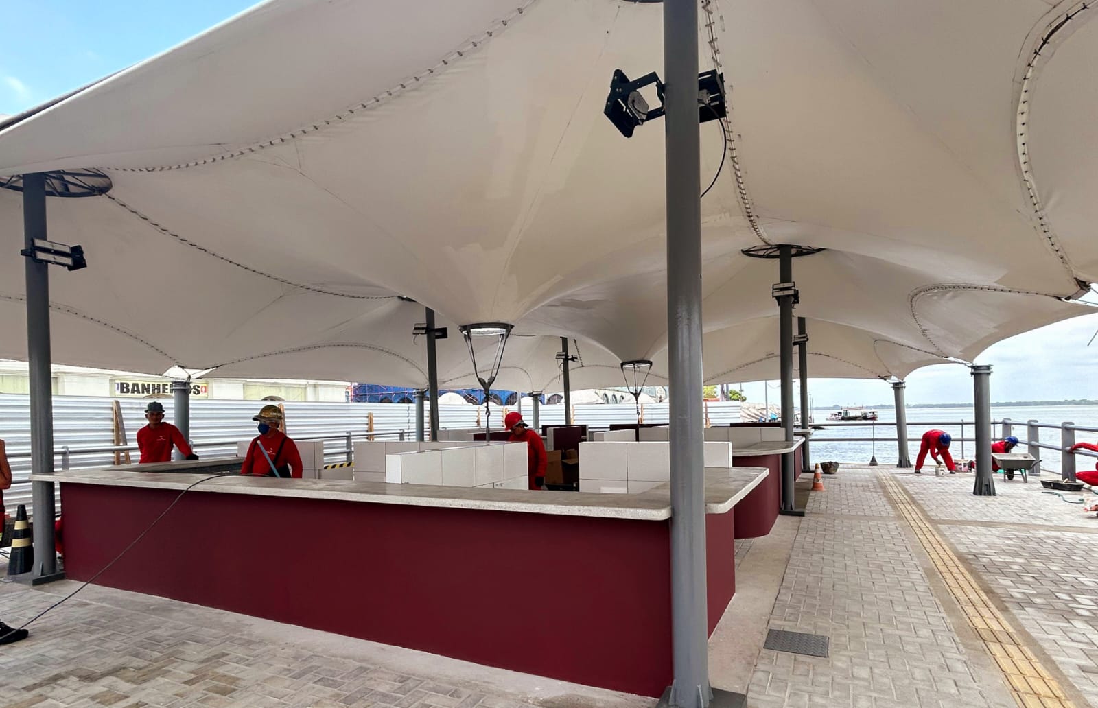 Obras na Feira do Açaí são antecipadas e avançam em 65%