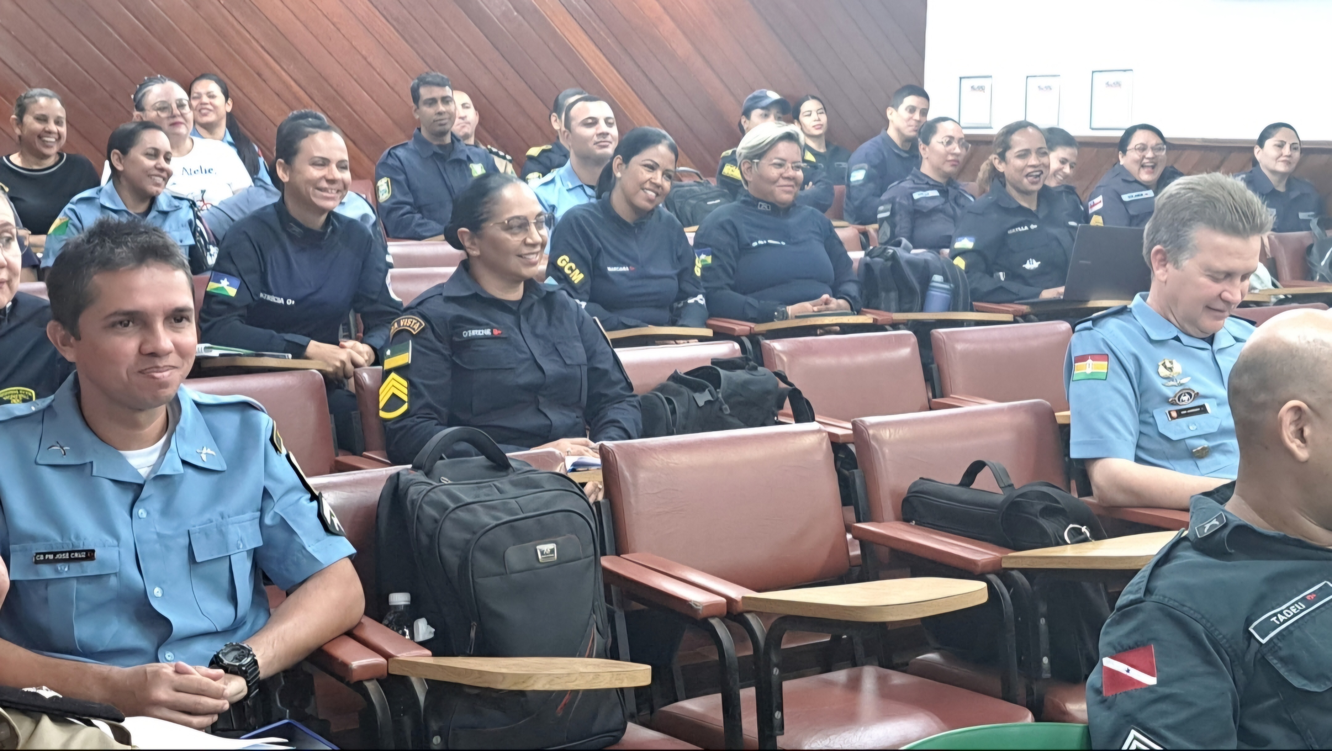 Guardas municipais concluem curso nacional de atendimento às vítimas de violência doméstica