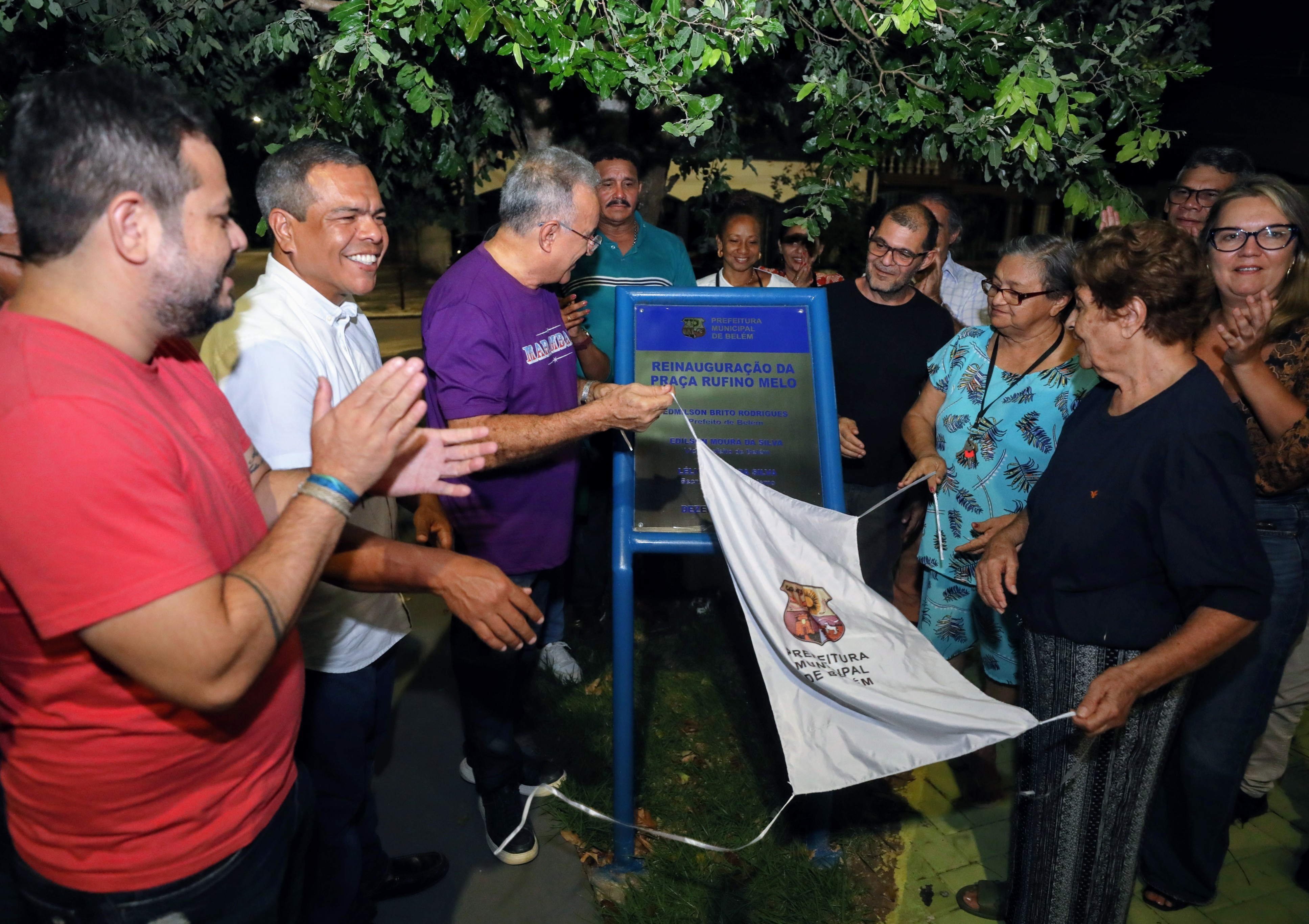 Praças revitalizadas pela Prefeitura na Marambaia e entregues  à população homenageiam moradores do bairro