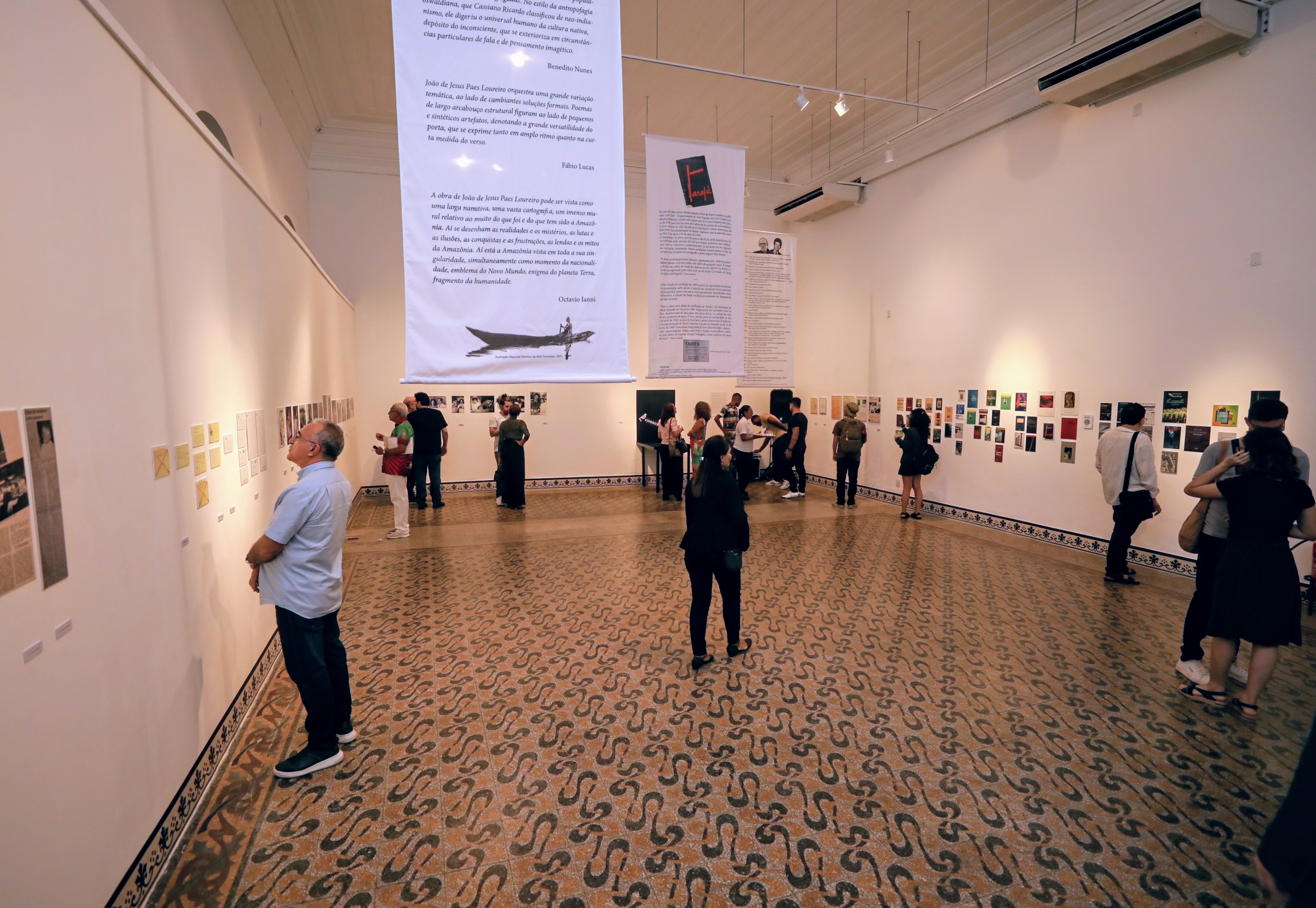 Exposição no Museu de Arte de Belém homenageia os 85 anos do poeta e escritor Paes Loureiro