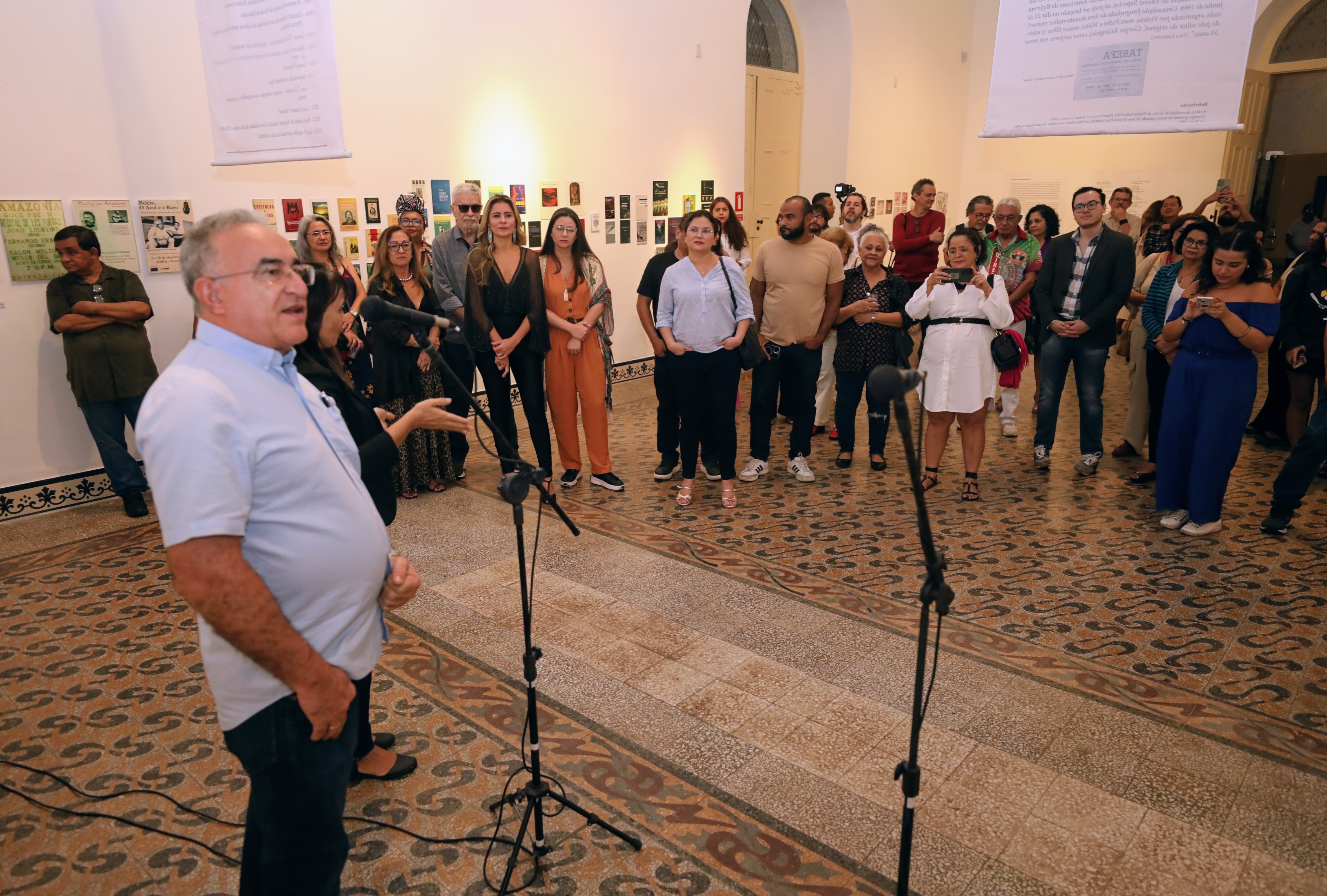 Exposição no Museu de Arte de Belém homenageia os 85 anos do poeta e escritor Paes Loureiro