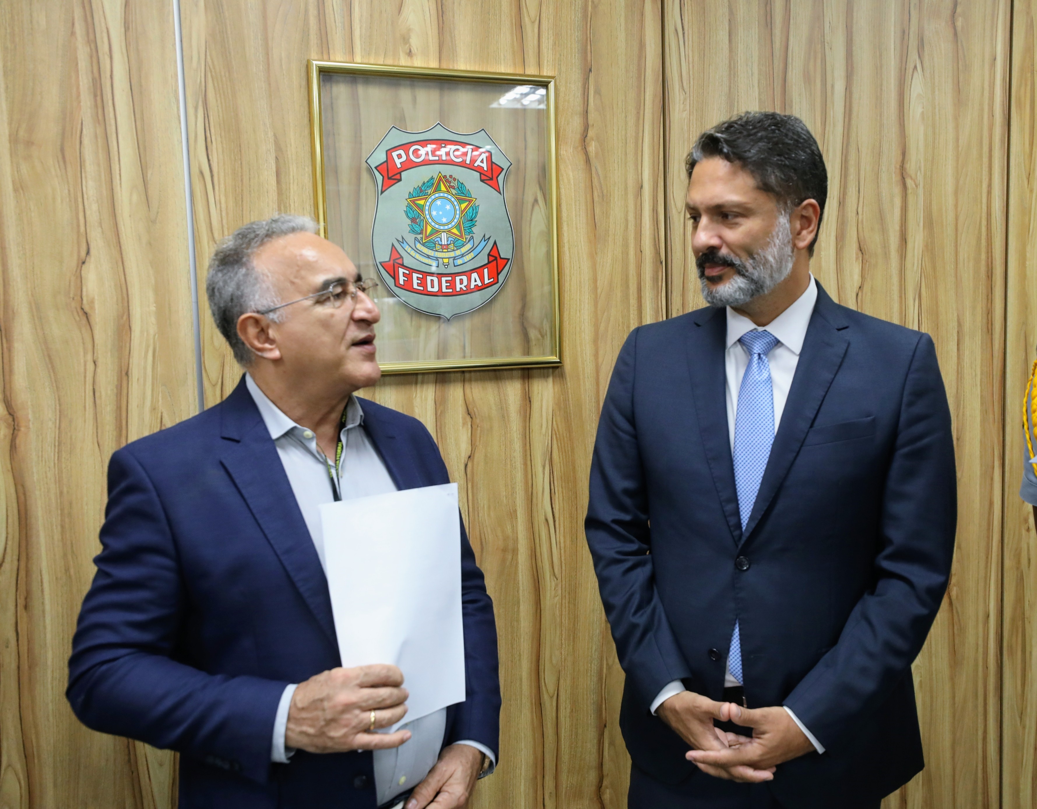 Prefeitura e Polícia Federal assinam Acordo de Cooperação para a renovação de porte de armas da GMB