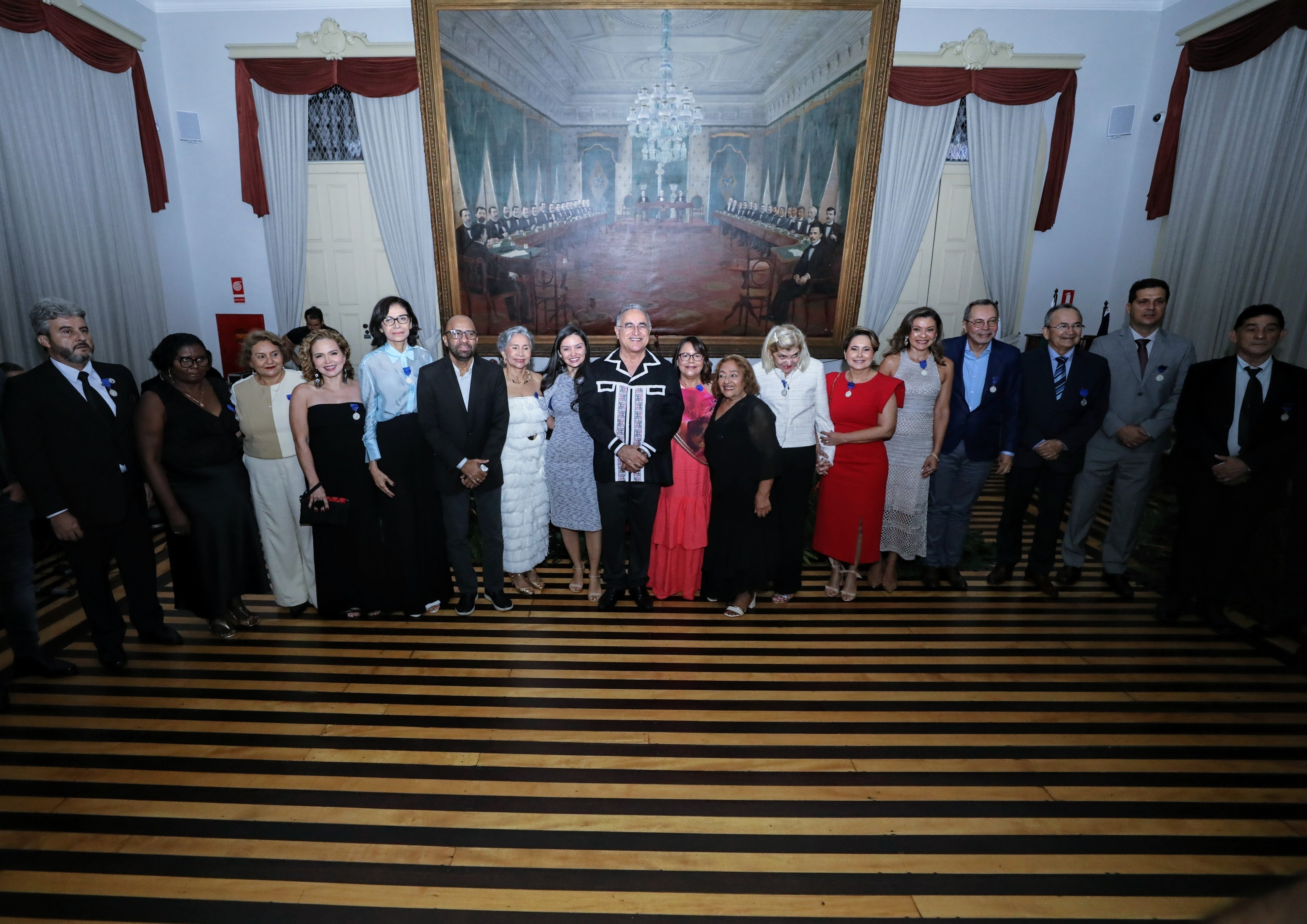 Prefeitura concede a medalha Francisco Castelo Branco a 20 personalidades de Belém