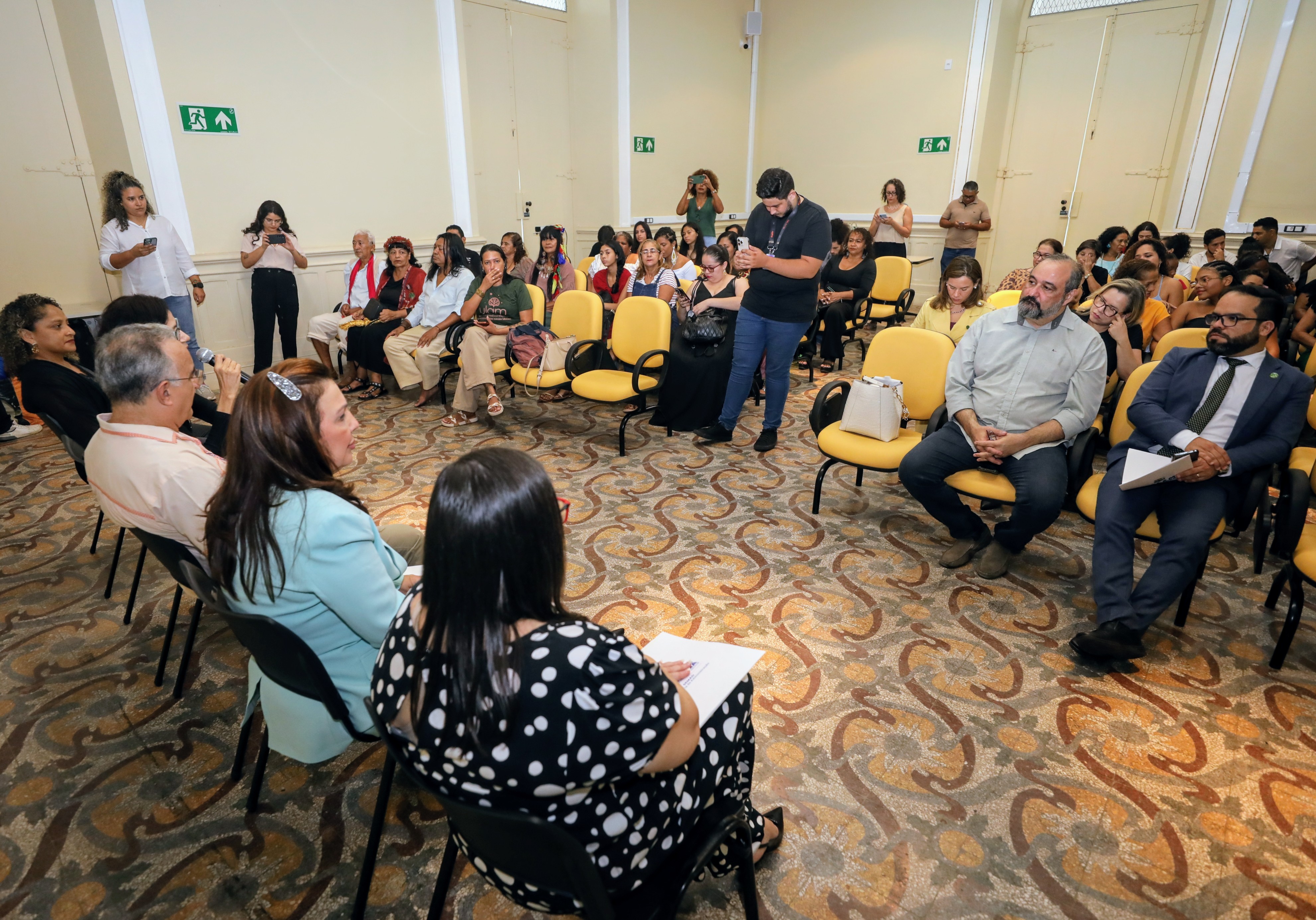 Trabalhadores do Ver-o-Peso recebem formação em Gestão de Negócios, Relações Internacionais e Gastronomia