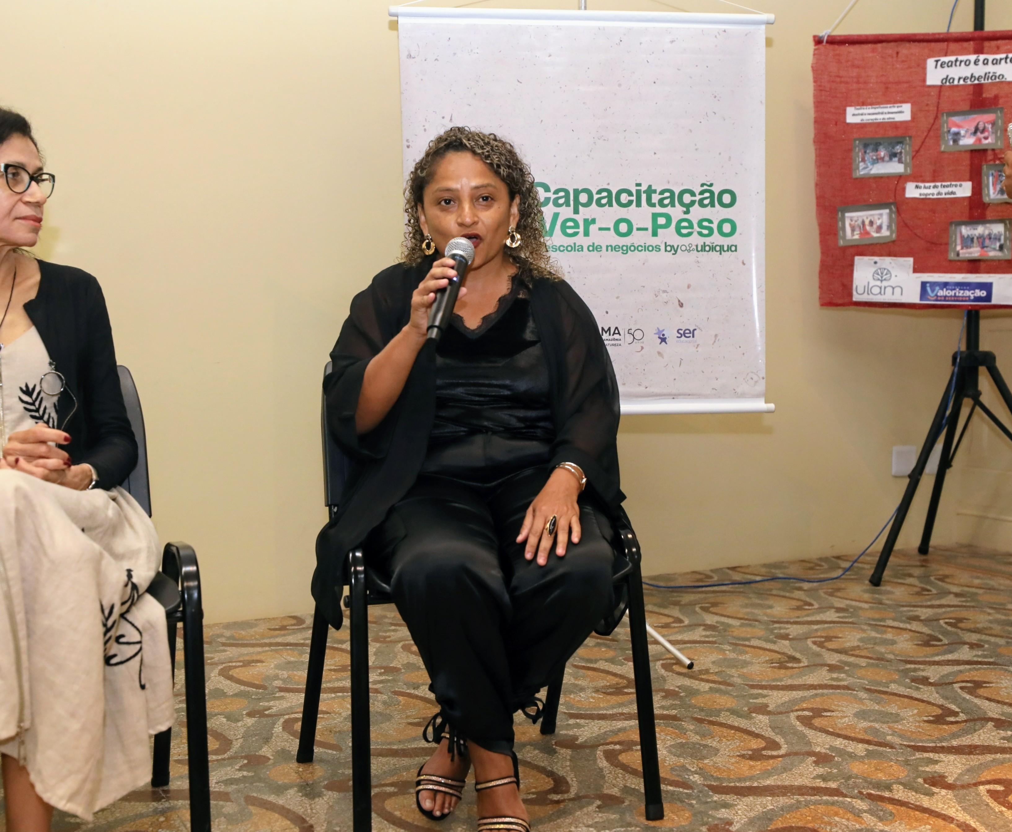 Trabalhadores do Ver-o-Peso recebem formação em Gestão de Negócios, Relações Internacionais e Gastronomia