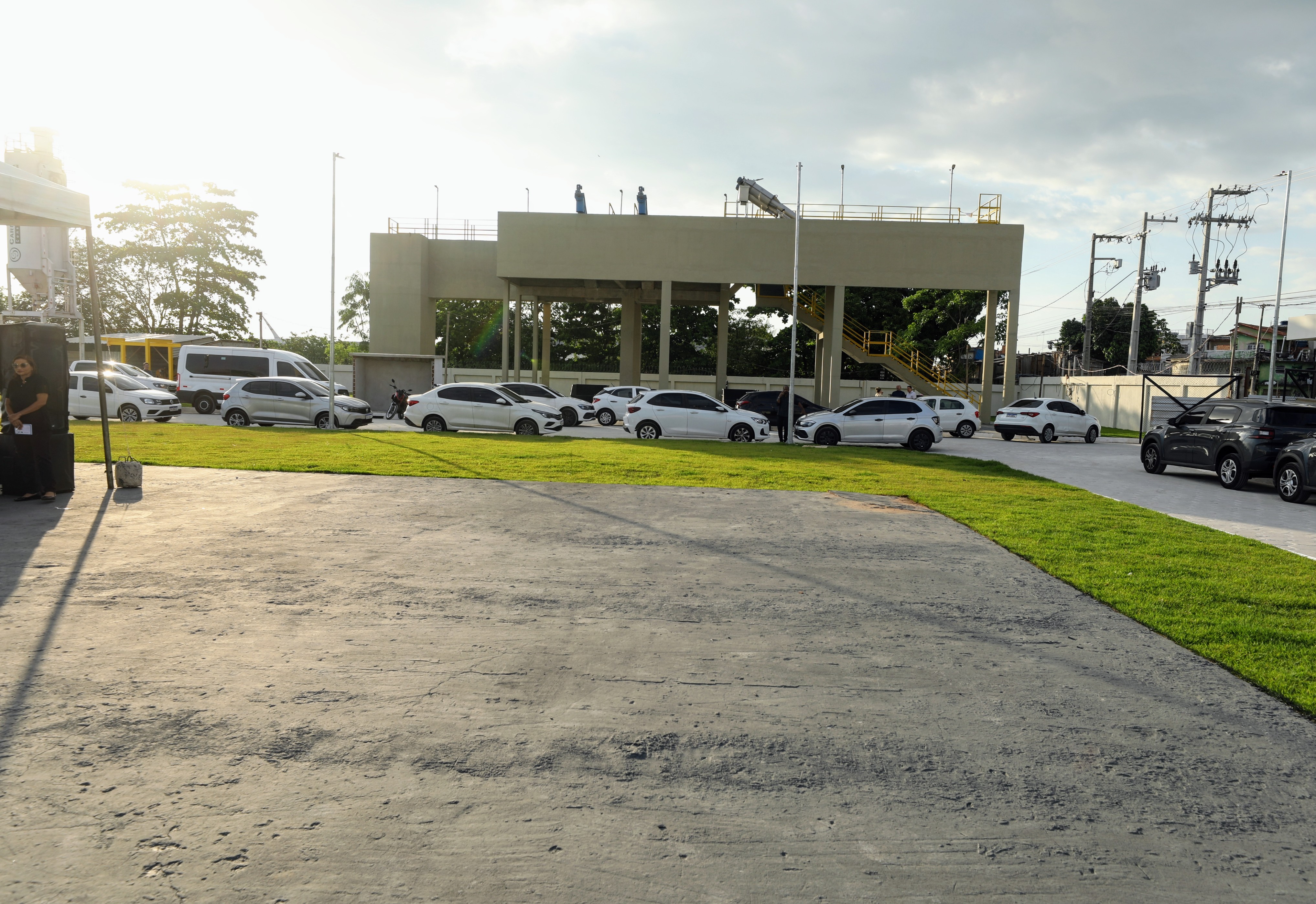Urbanização da avenida Bernardo Sayão é entregue para a população