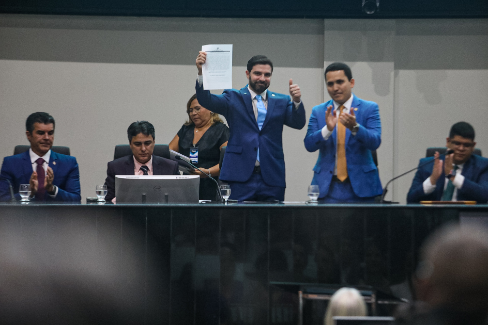 Novo prefeito de Belém, Igor Normando, é empossado pela Câmara Municipal de Belém