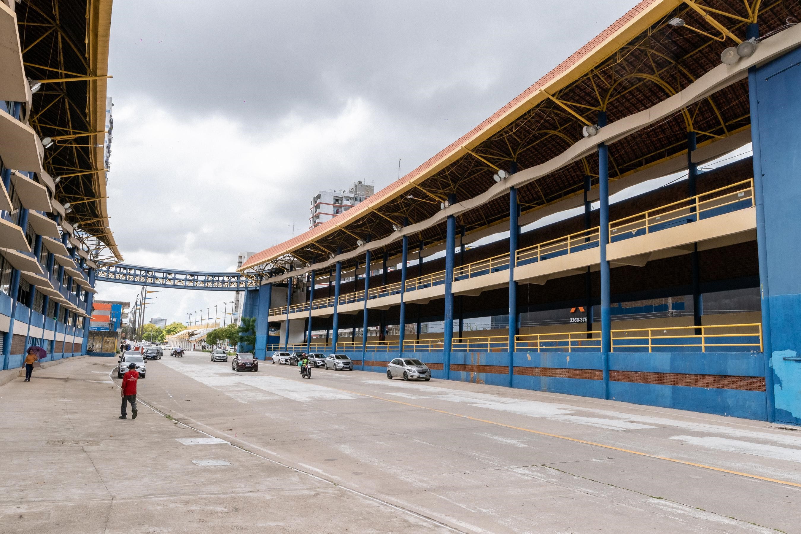 Prefeito visita obras de reforma da Aldeia Amazônica para o Carnaval
