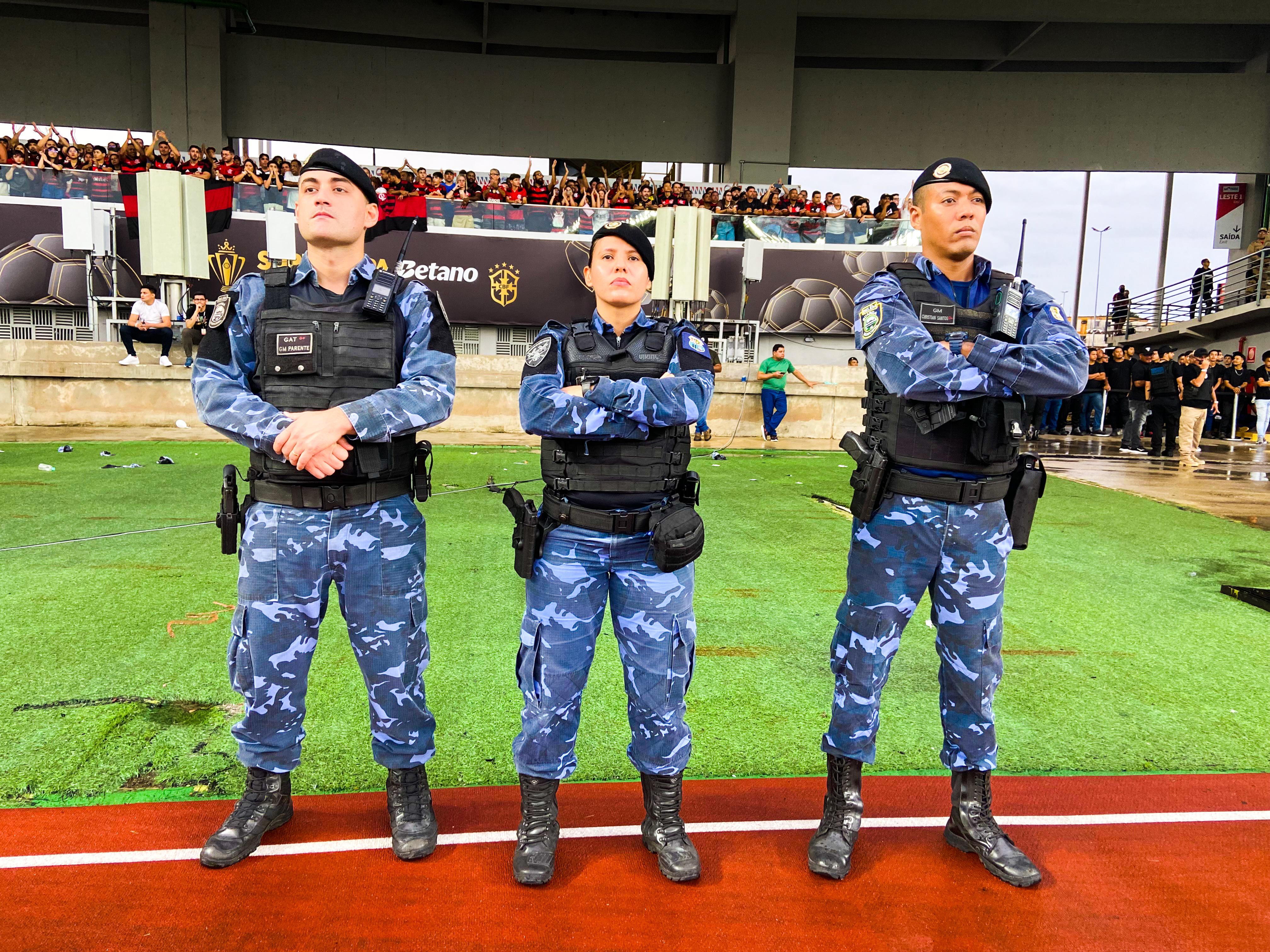 Guarda Municipal e SEMOB atuam na escolta de time e no trânsito no entorno do Mangueirão