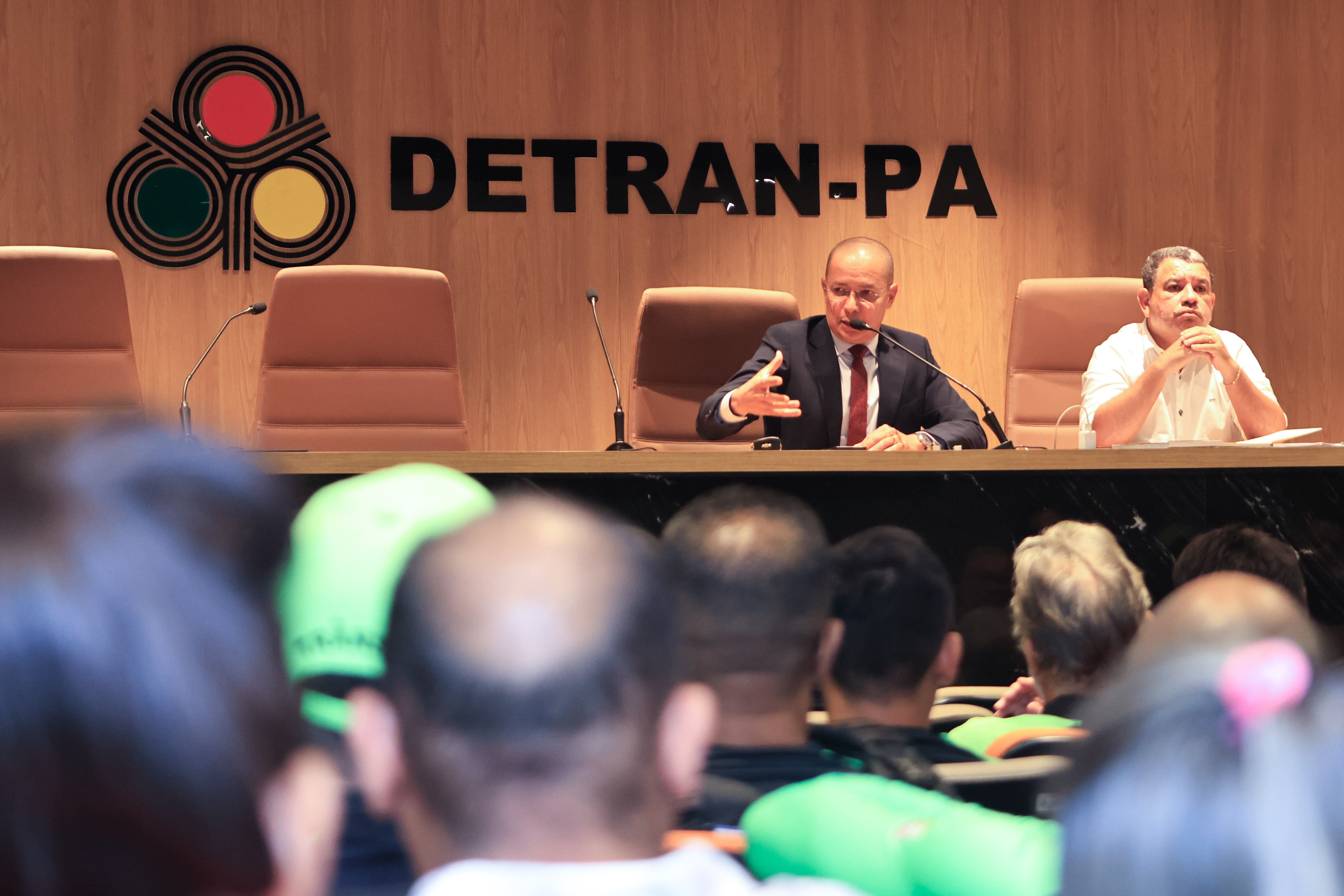 Novas estratégias são discutidas com agentes de trânsito