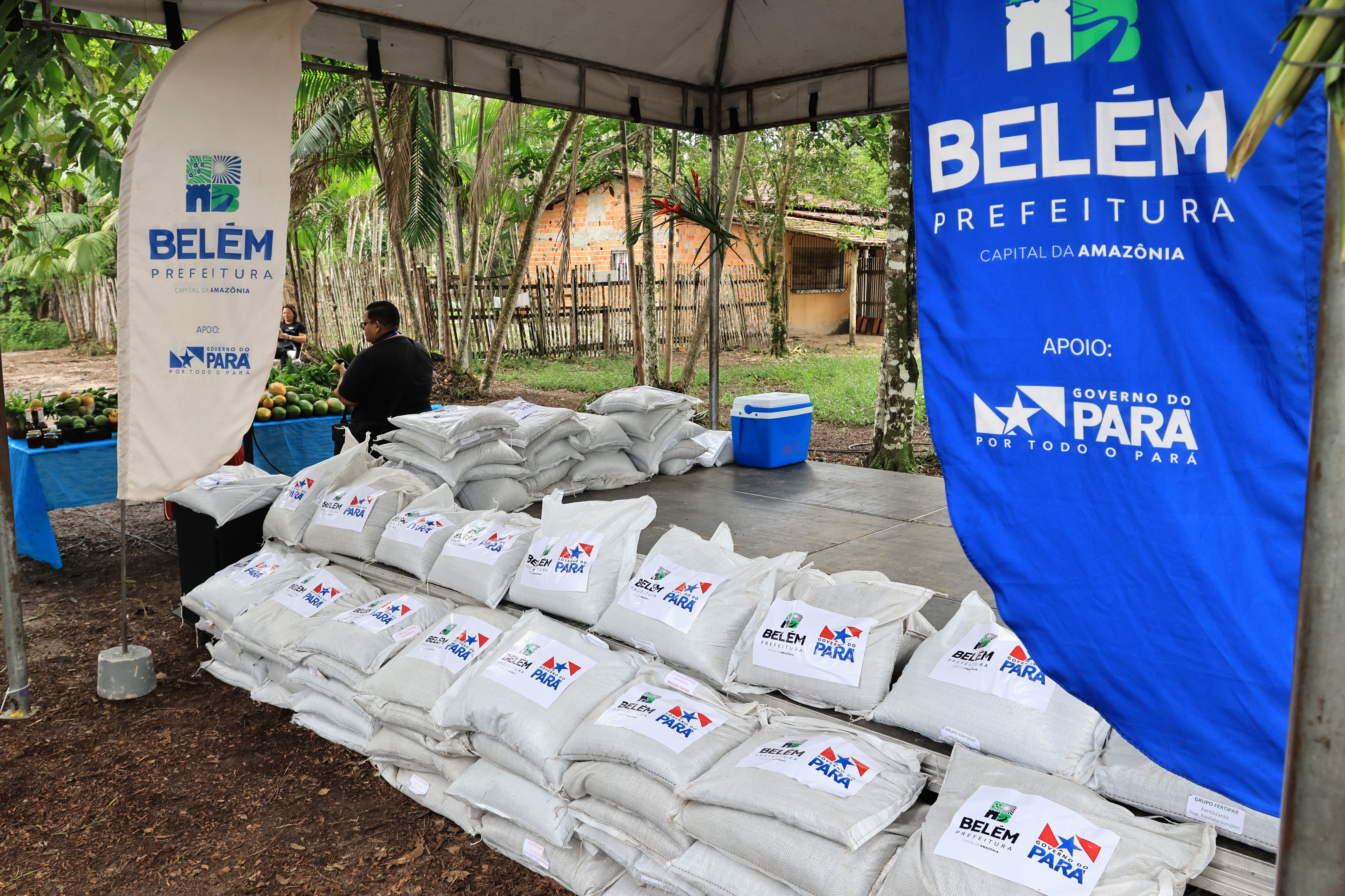 200 famílias de agricultores de Mosqueiro recebem kits fertilizantes