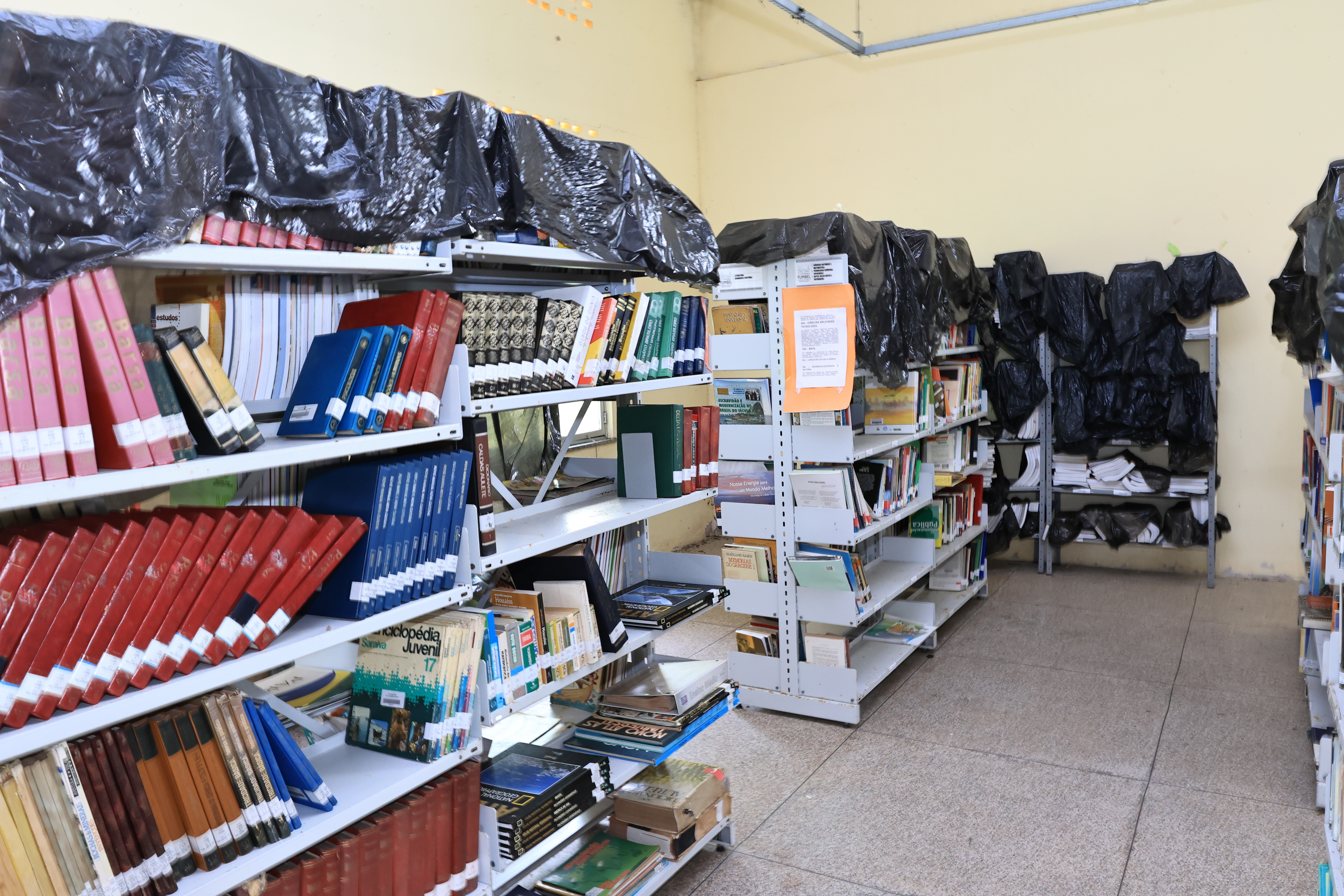 Prefeitura anuncia reforma da Biblioteca Maria Lúcia Medeiros