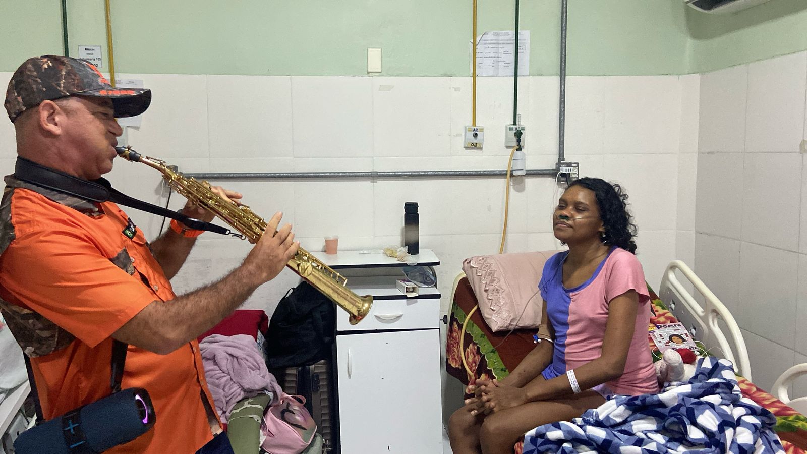 Hospital Dom Vicente Zico promove humanização por meio da música