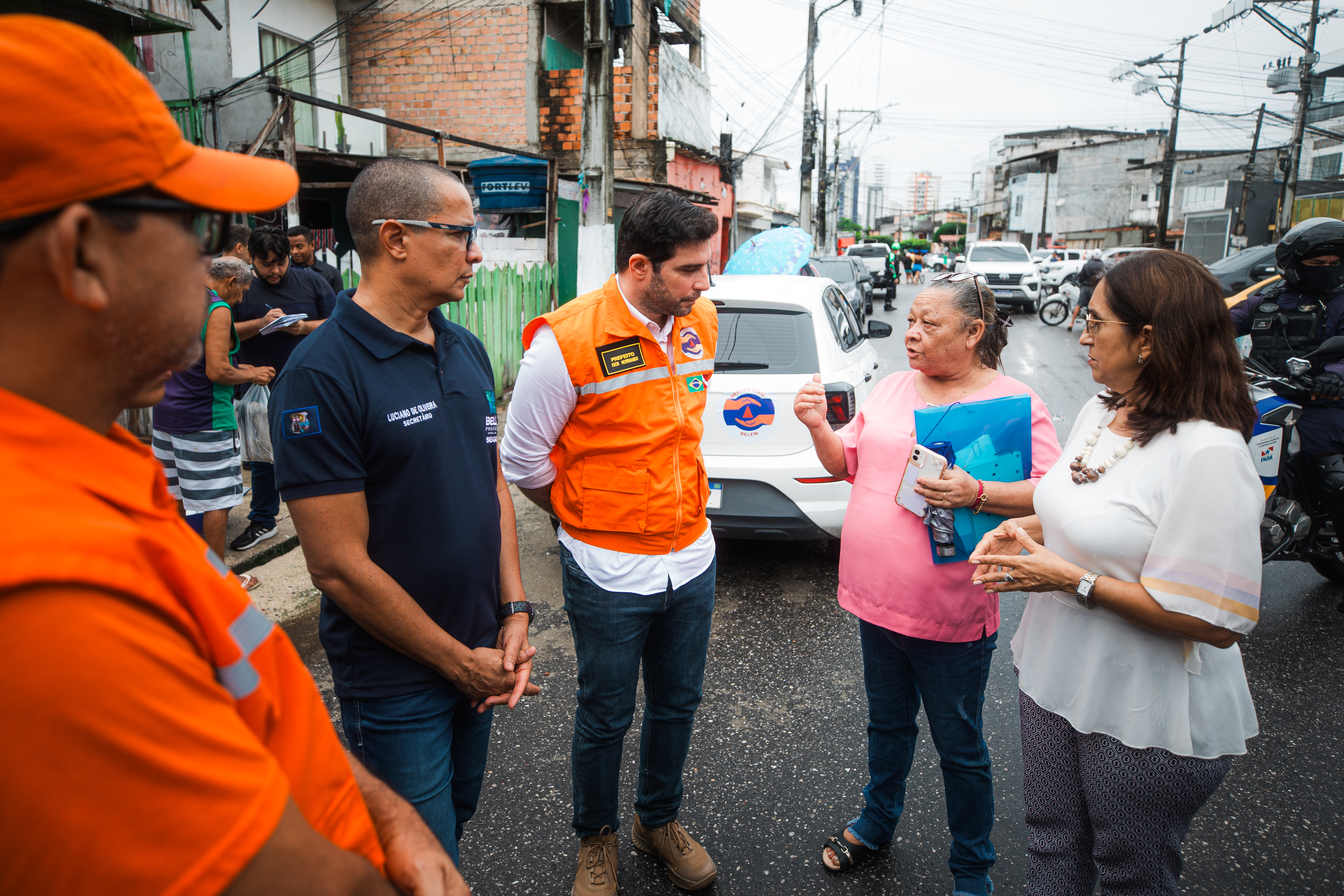 Prefeitura garante assistência a famílias vítimas de incêndio