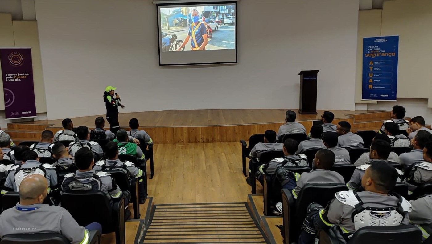 Empresas recebem orientações sobre educação no trânsito