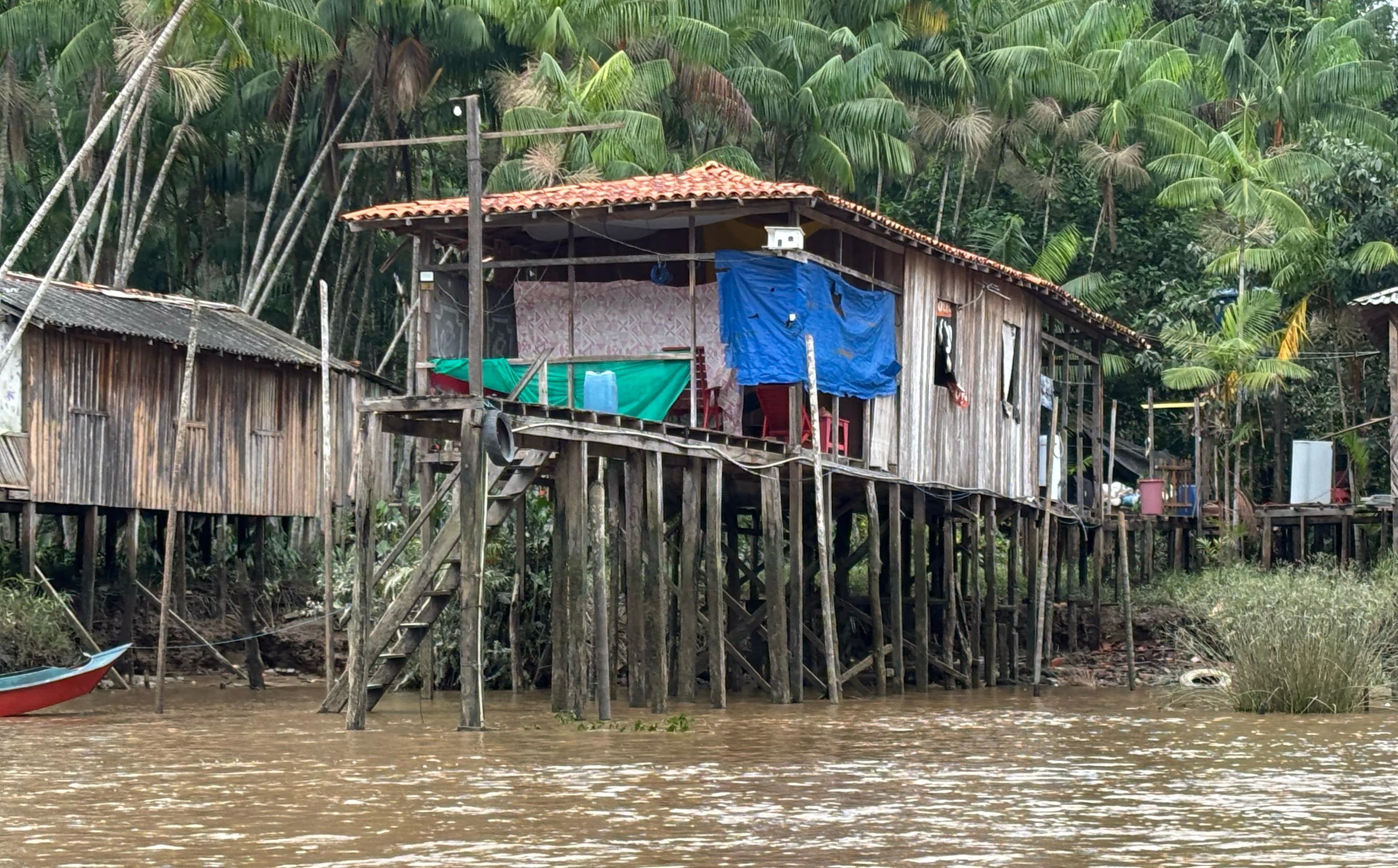 Defesa Civil  vistoria riscos após aumento de erosões na ilha do Combu