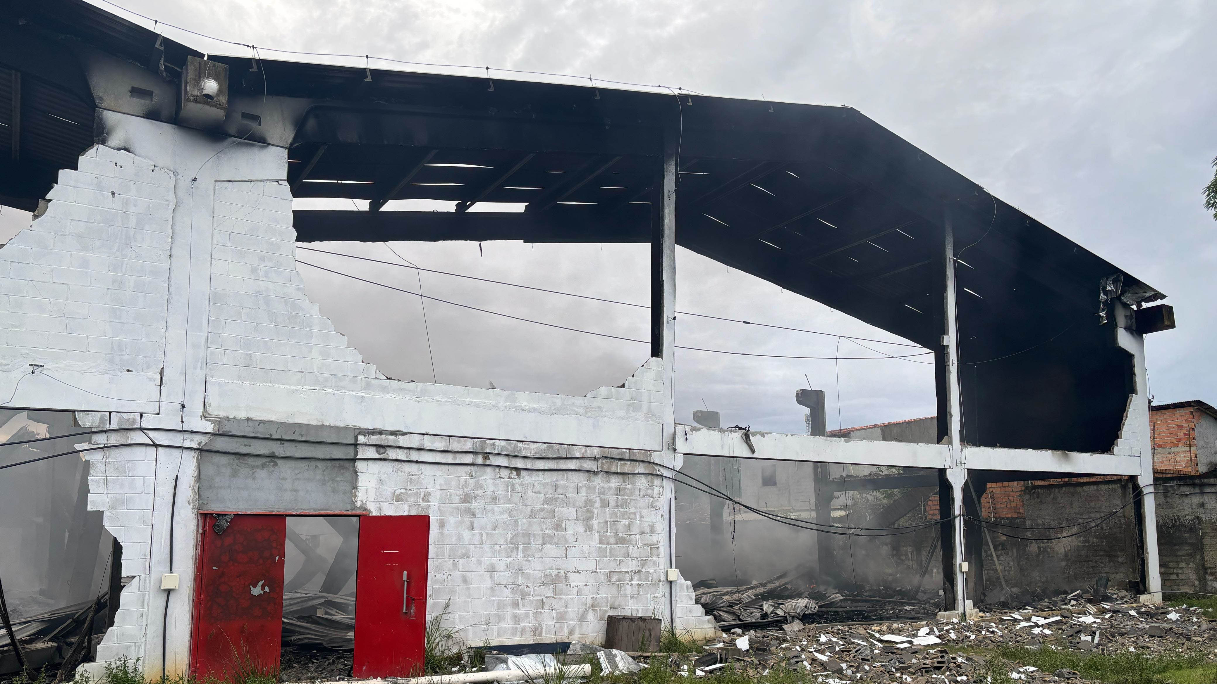 Defesa Civil age rápido em incêndio que atingiu 14 casas