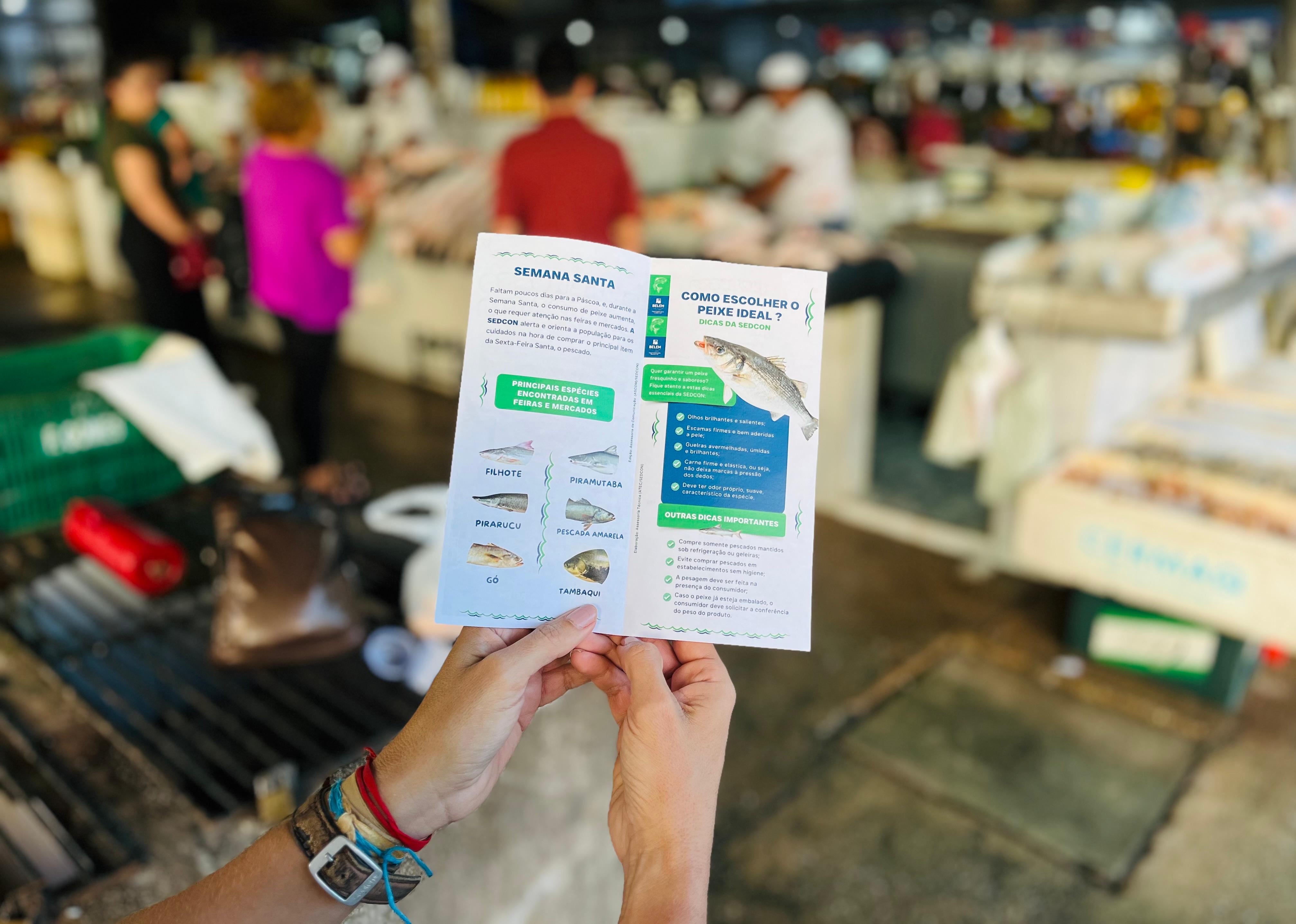 Guia do consumidor auxilia população de Belém na compra do pescado